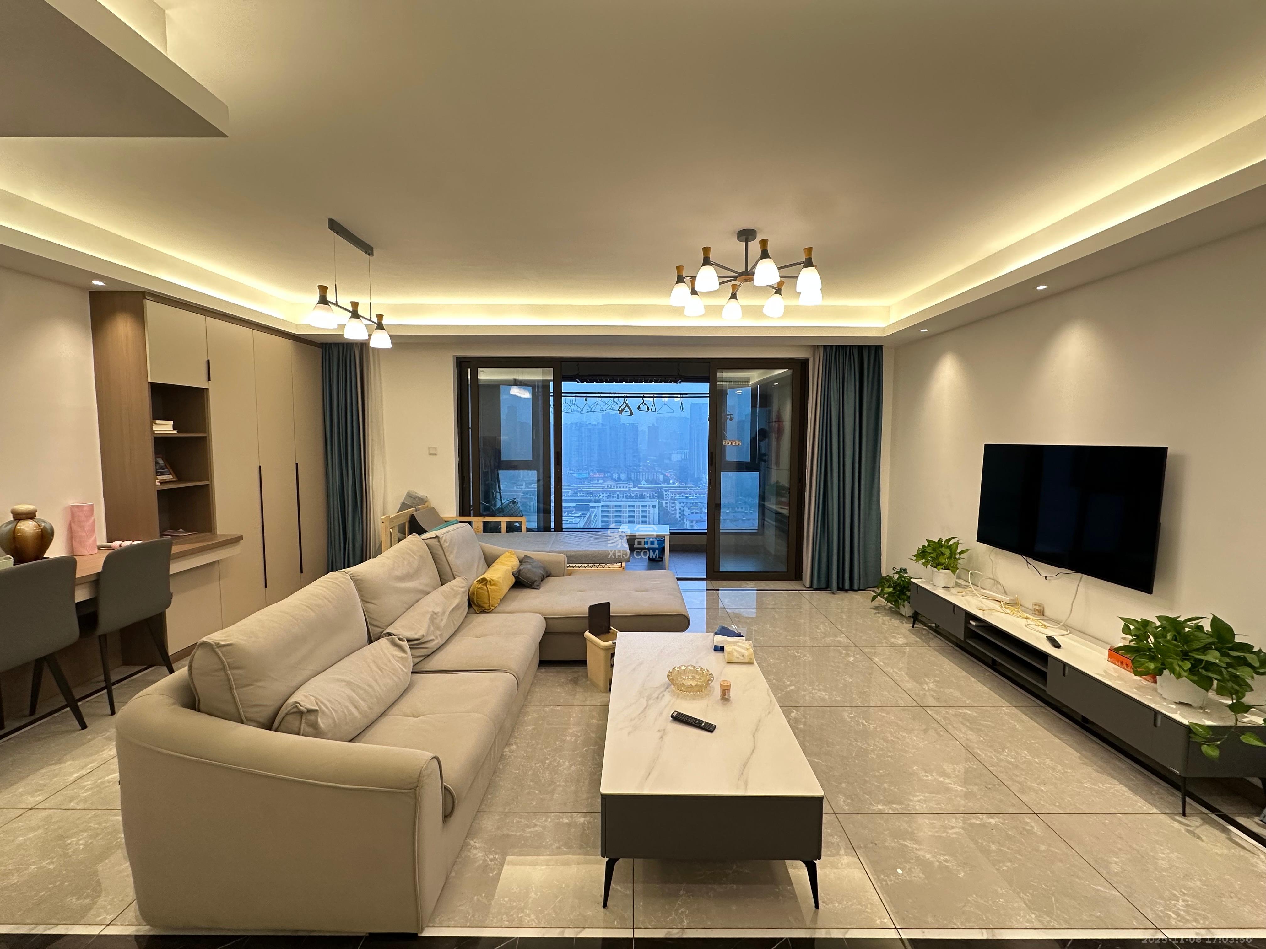 龙湖铂金中心(龙湖春江郦城) 3室2厅2卫 5500.0元/月 龙湖铂金中心(龙湖春江郦城) 3室2厅2卫 5500.0元/月室内图