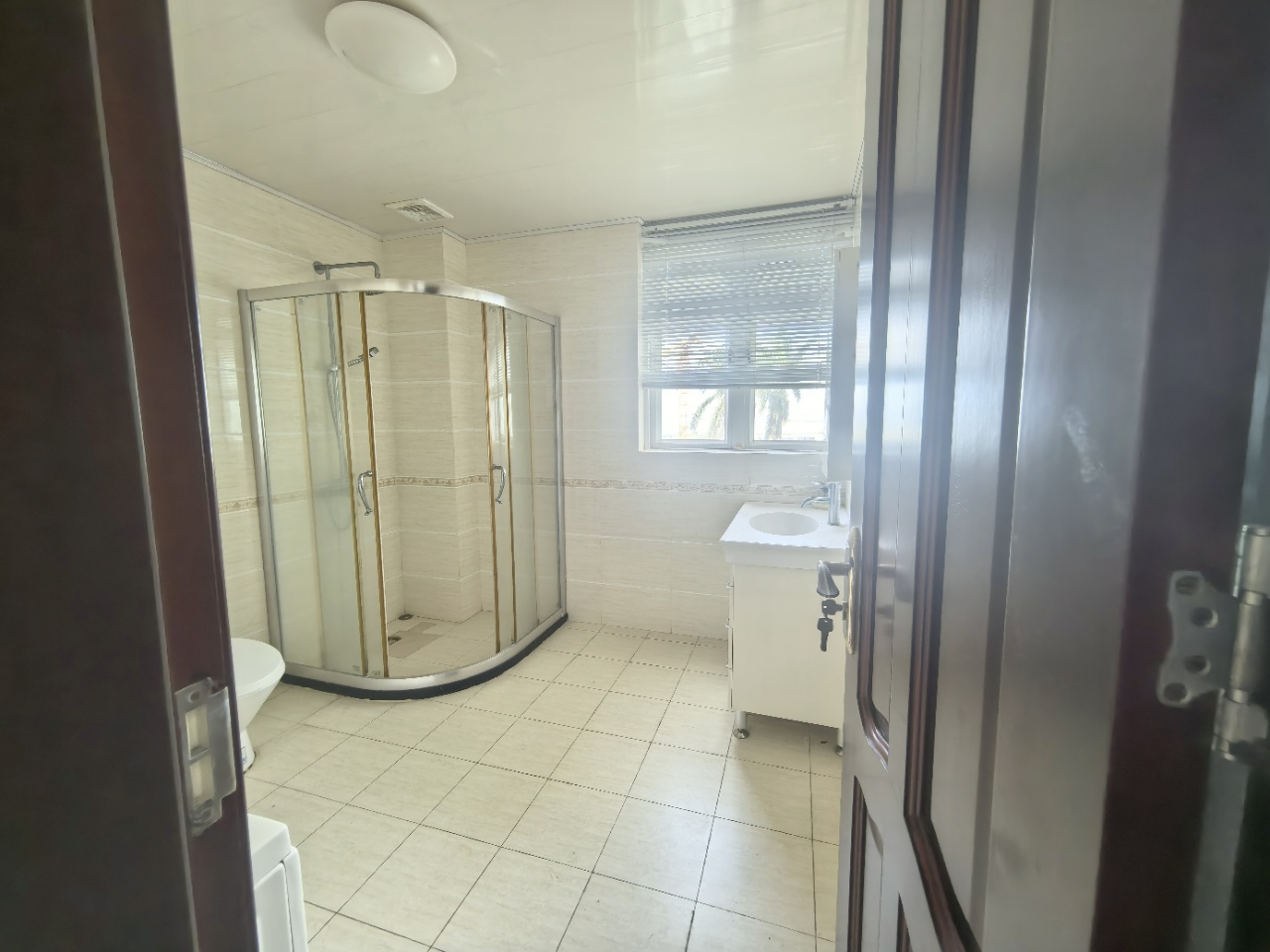 阳光经典 4室2厅3卫 480.0万 阳光经典 4室2厅3卫 480.0万室内图