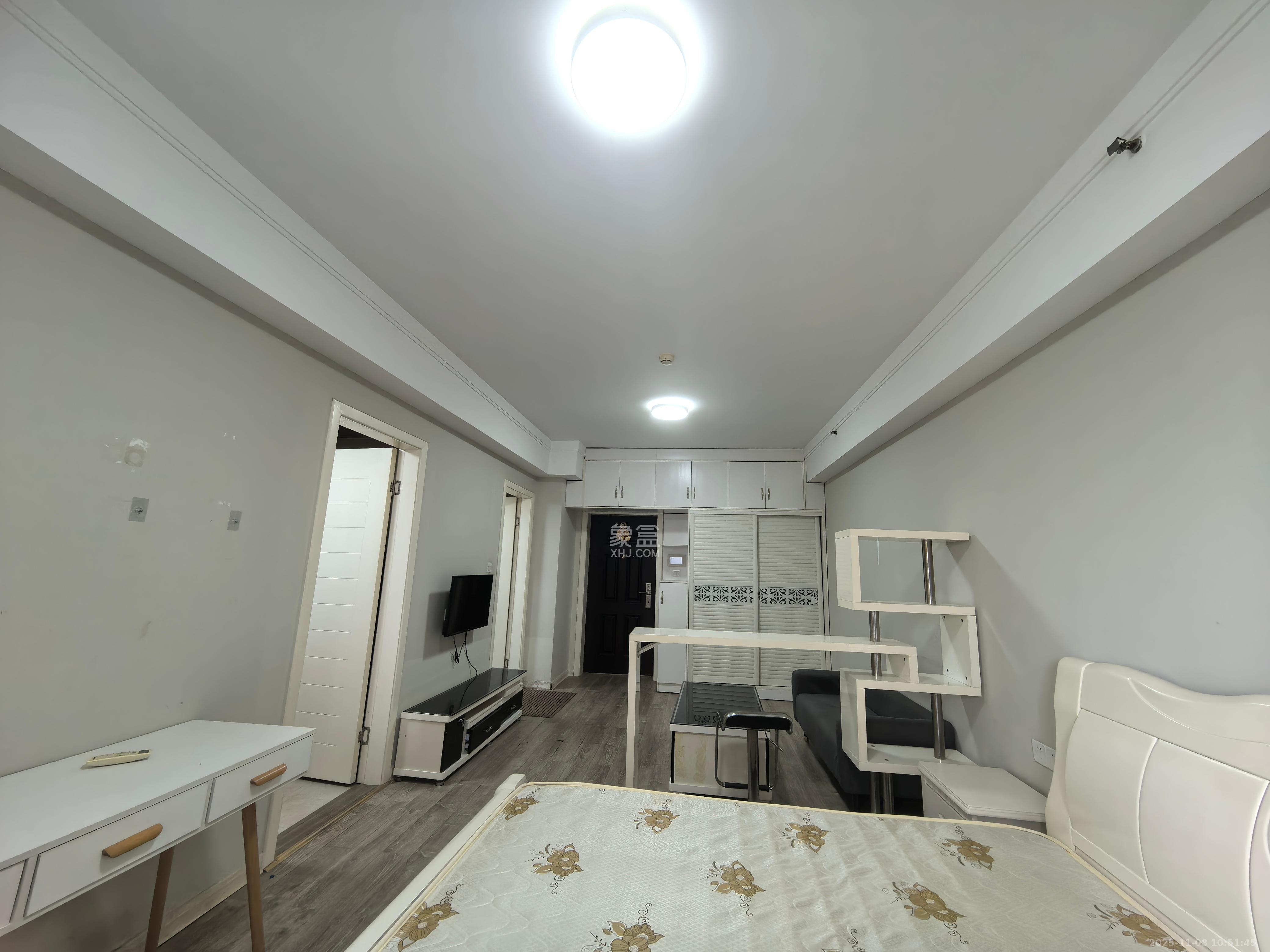 美洲故事高层  1室1厅1卫    1450.0元/月