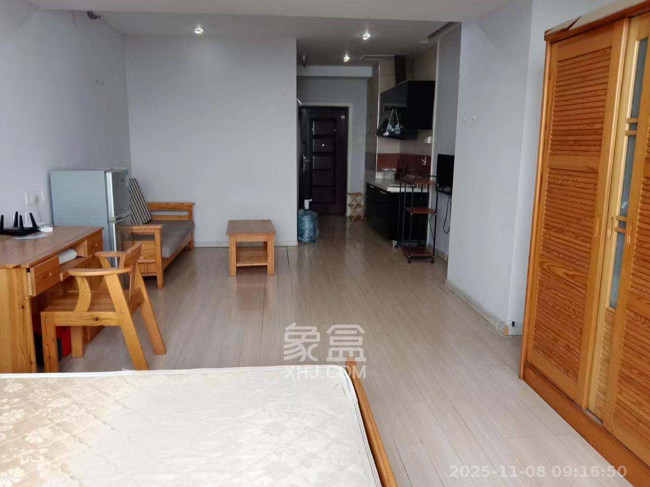 昊天大厦  1室1厅1卫    2000.0元/月