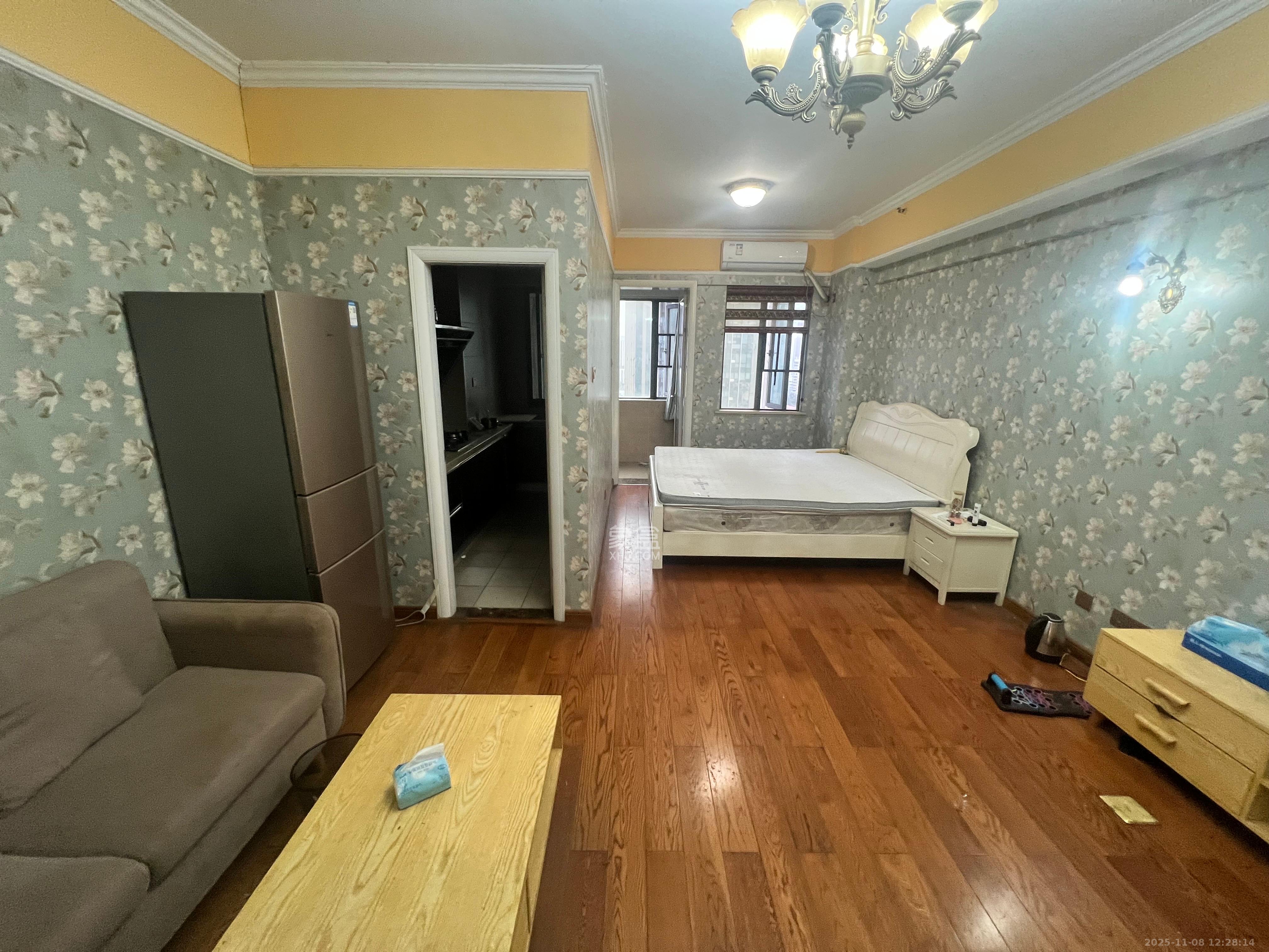 万博汇  1室1厅1卫    1500.0元/月