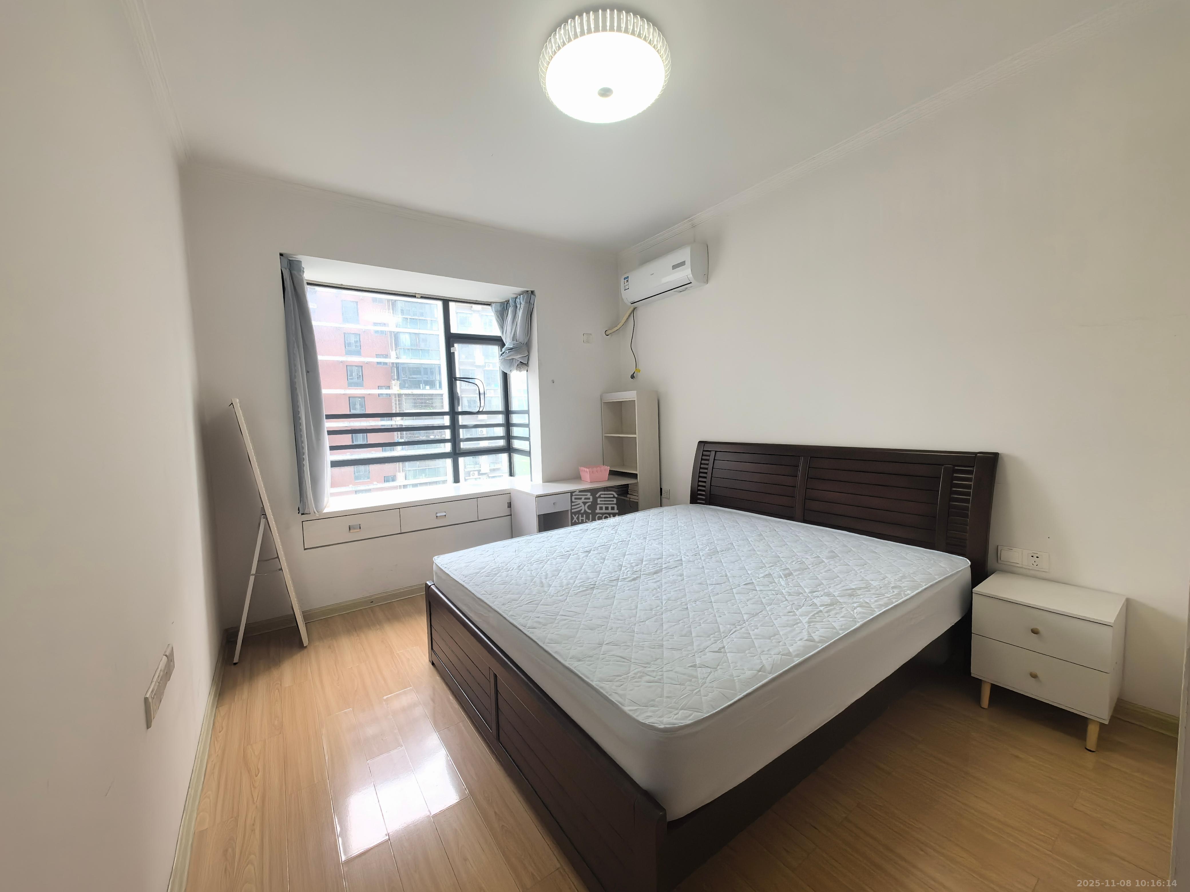 星城映象  2室2厅1卫    2500.0元/月室内图