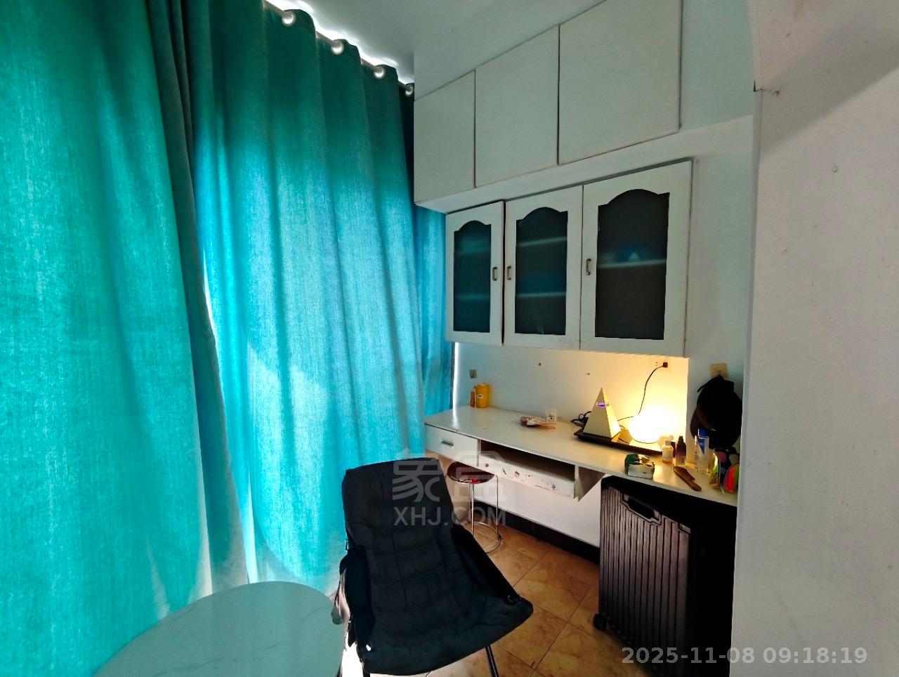 金色地标  1室1厅1卫    1050.0元/月室内图