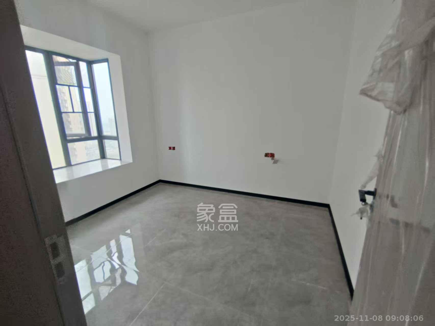 五矿沁园金城(春和景园) 3室2厅1卫 2700.0元/月 五矿沁园金城(春和景园) 3室2厅1卫 2700.0元/月室内图