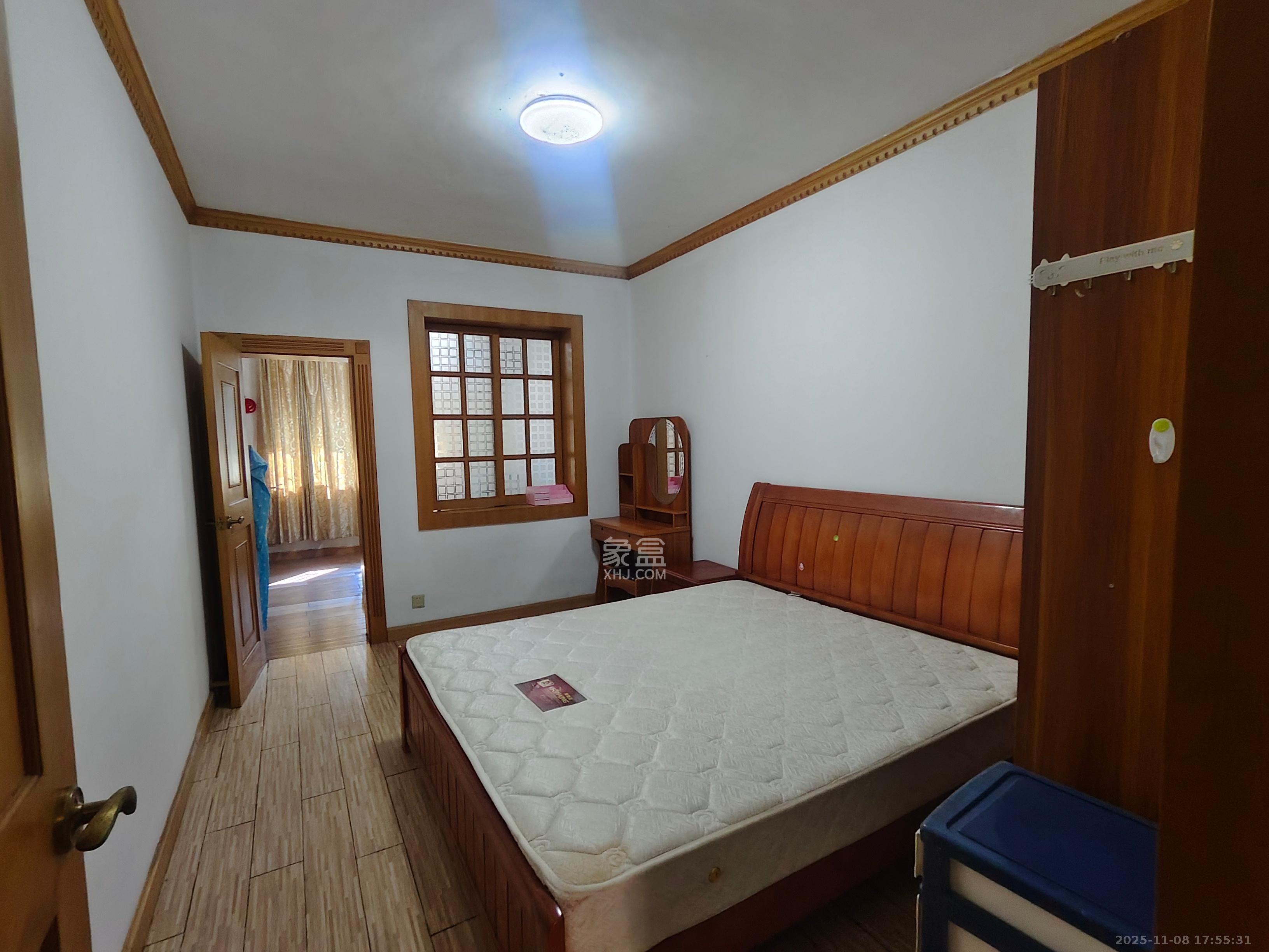 东塘电信宿舍  1室0厅0卫    1800.0元/月室内图