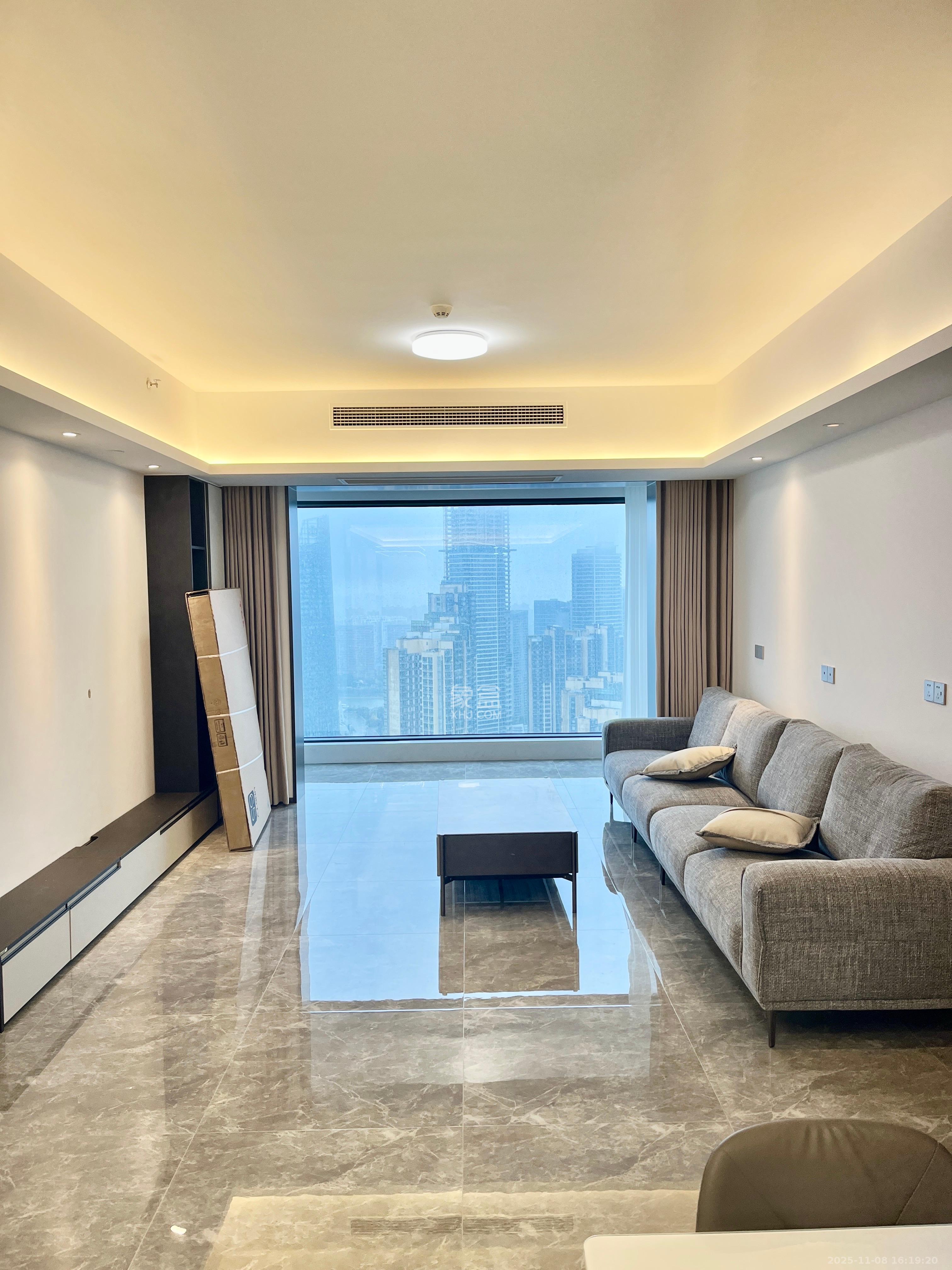 北辰瀚江府  4室2厅1卫    8500.0元/月