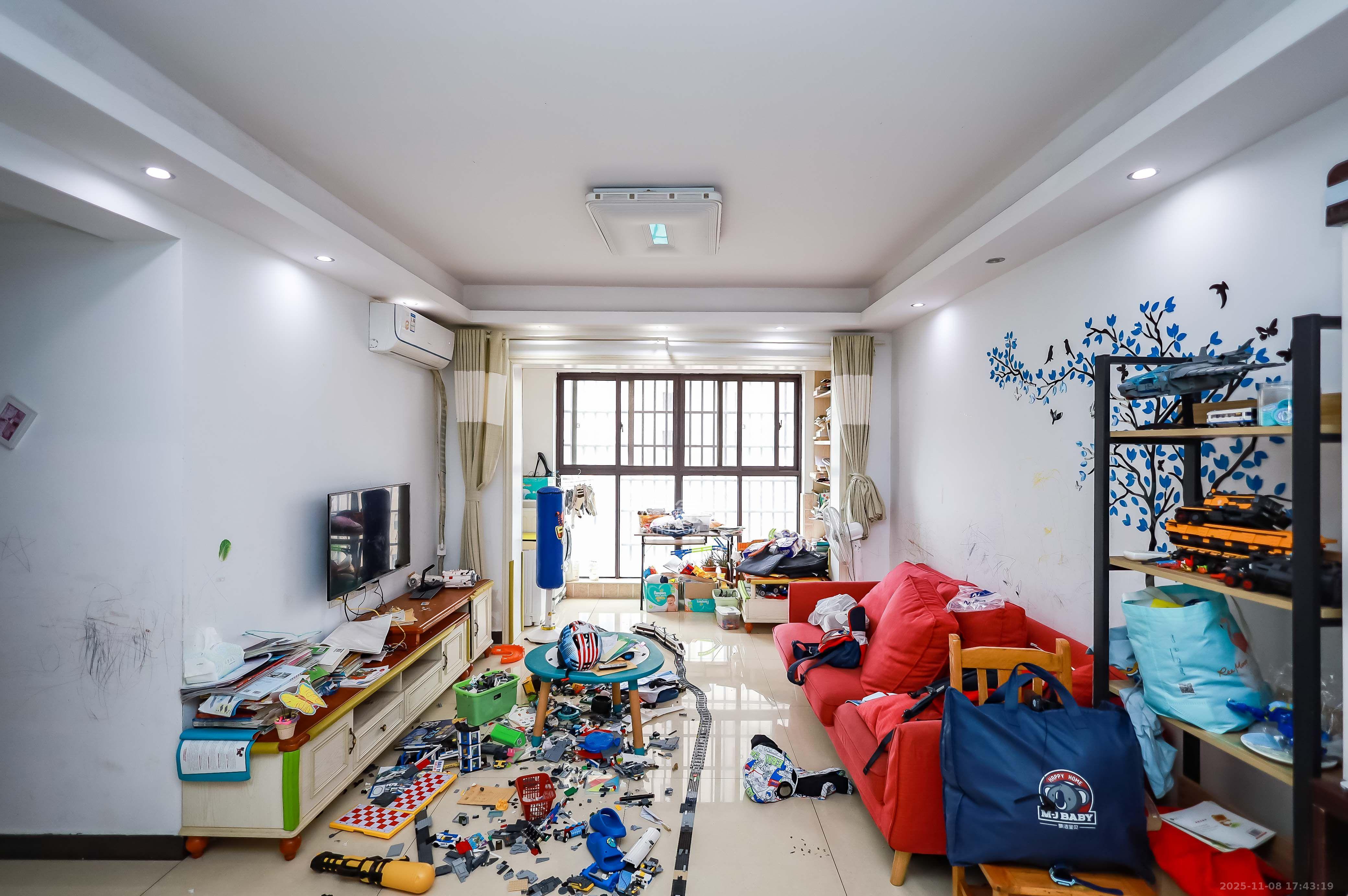 金科世界城  3室2厅1卫    2300.0元/月室内图