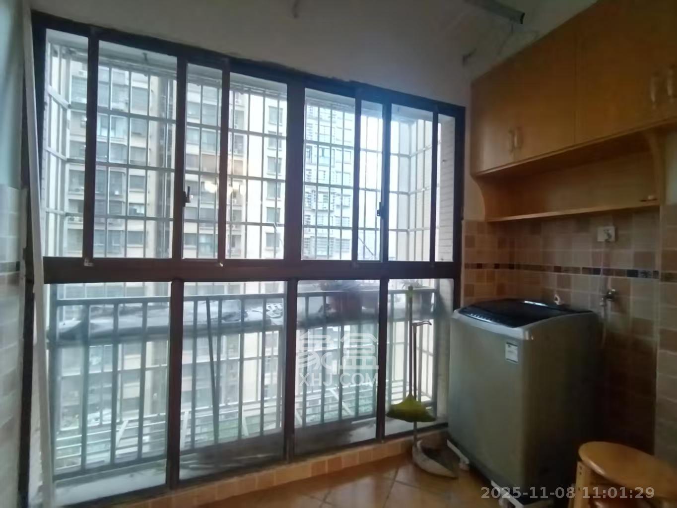 四季星城 3室2厅1卫 2000.0元/月 四季星城 3室2厅1卫 2000.0元/月室内图