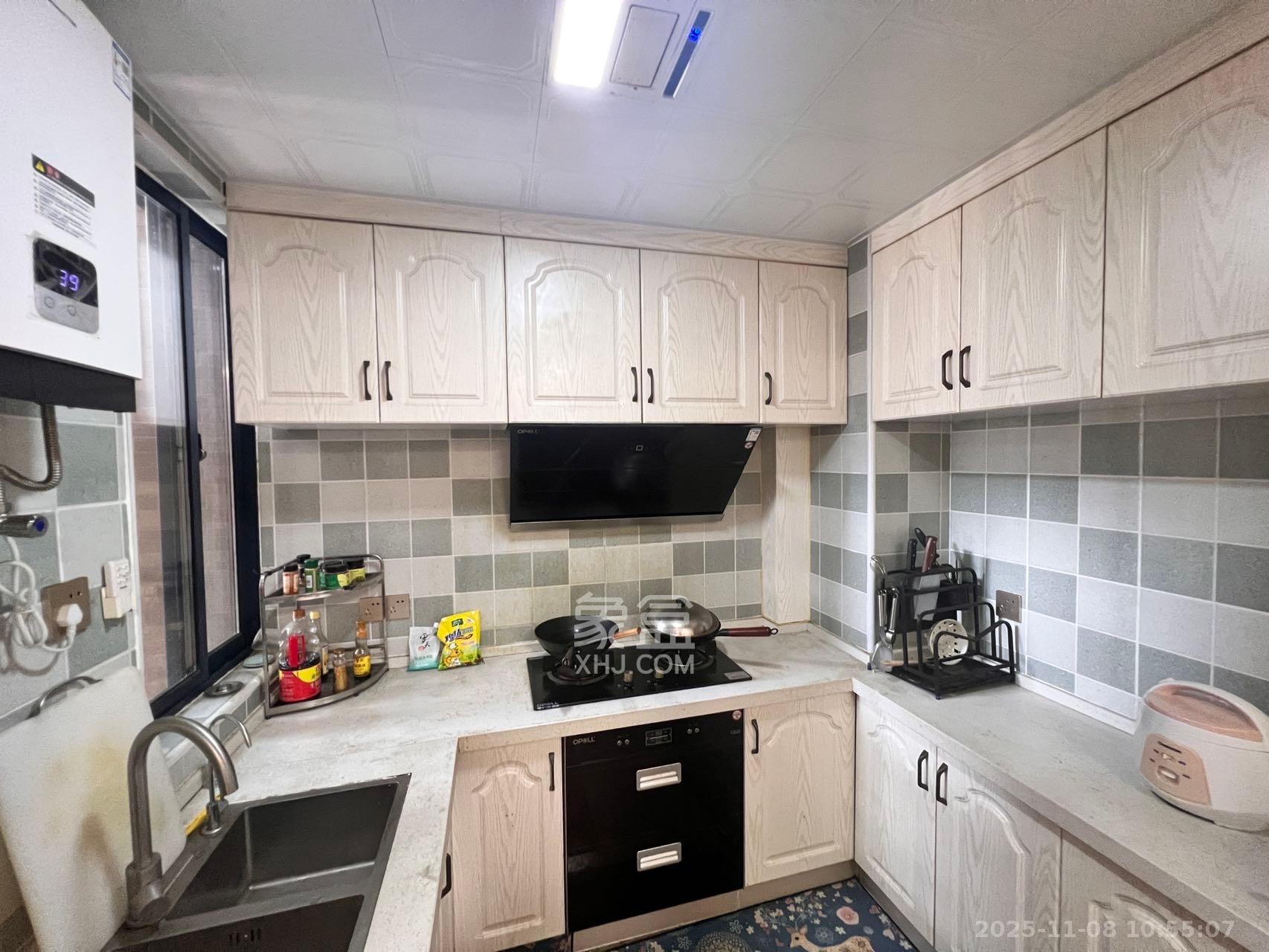 中南红领邦（红星嘉和苑）  3室2厅1卫    2200.0元/月室内图