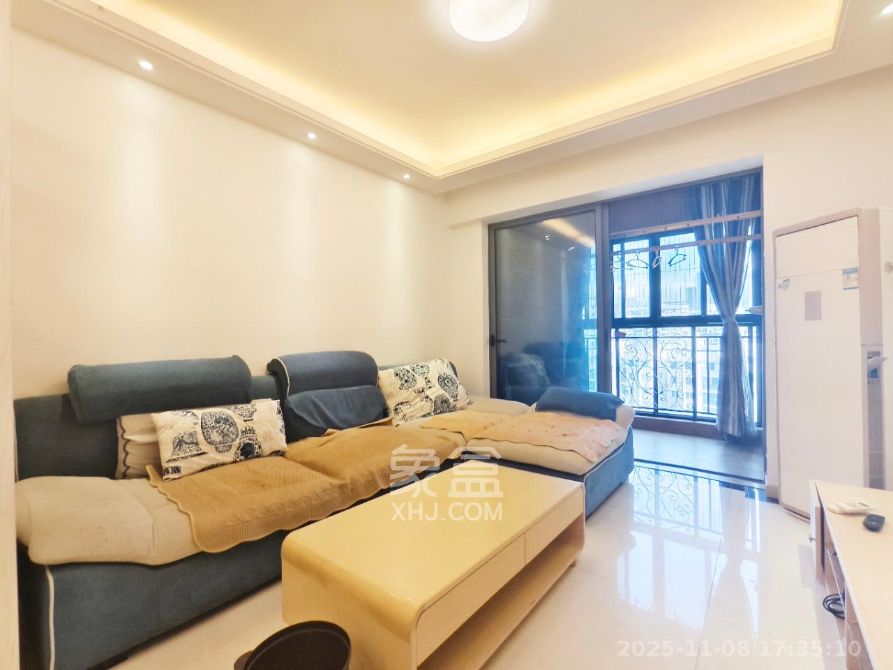 珠江郦城探香里 2室2厅1卫 2100.0元/月 珠江郦城探香里 2室2厅1卫 2100.0元/月室内图