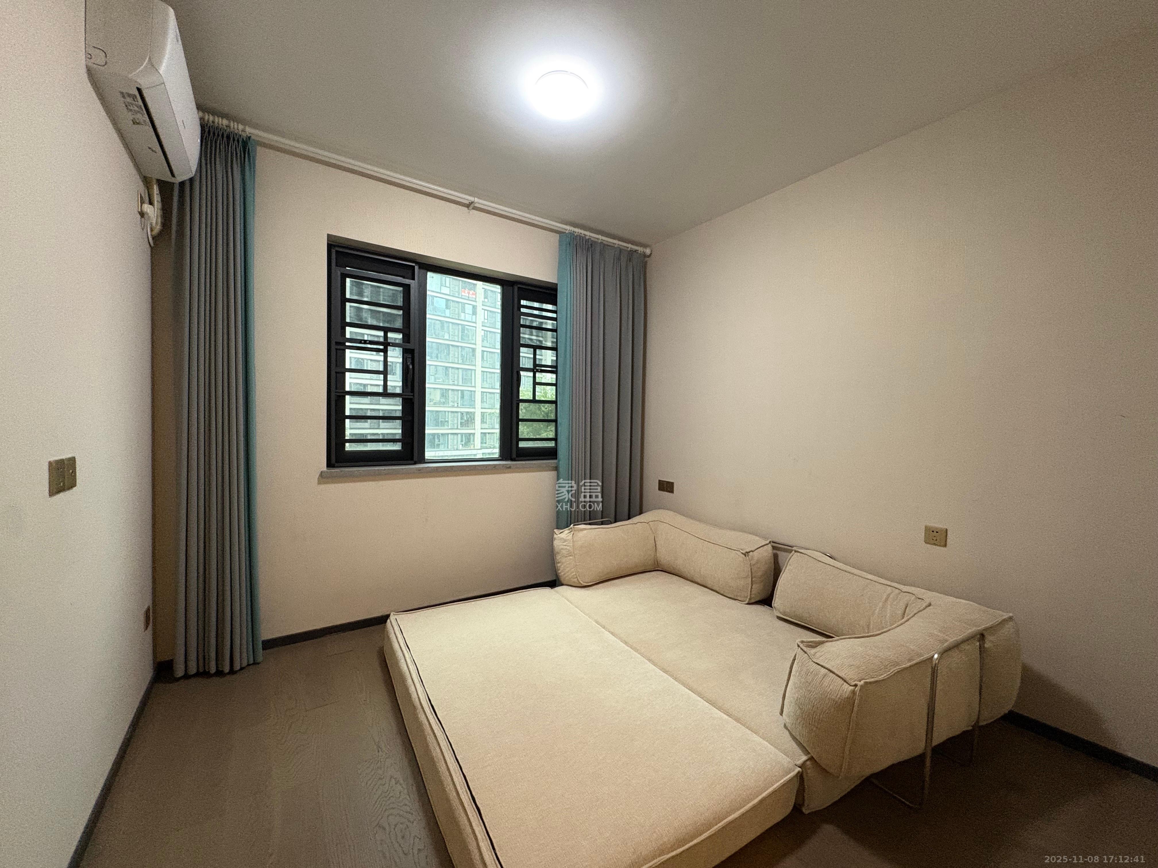 中海阅麓山一期 4室2厅2卫 3800.0元/月 中海阅麓山一期 4室2厅2卫 3800.0元/月室内图