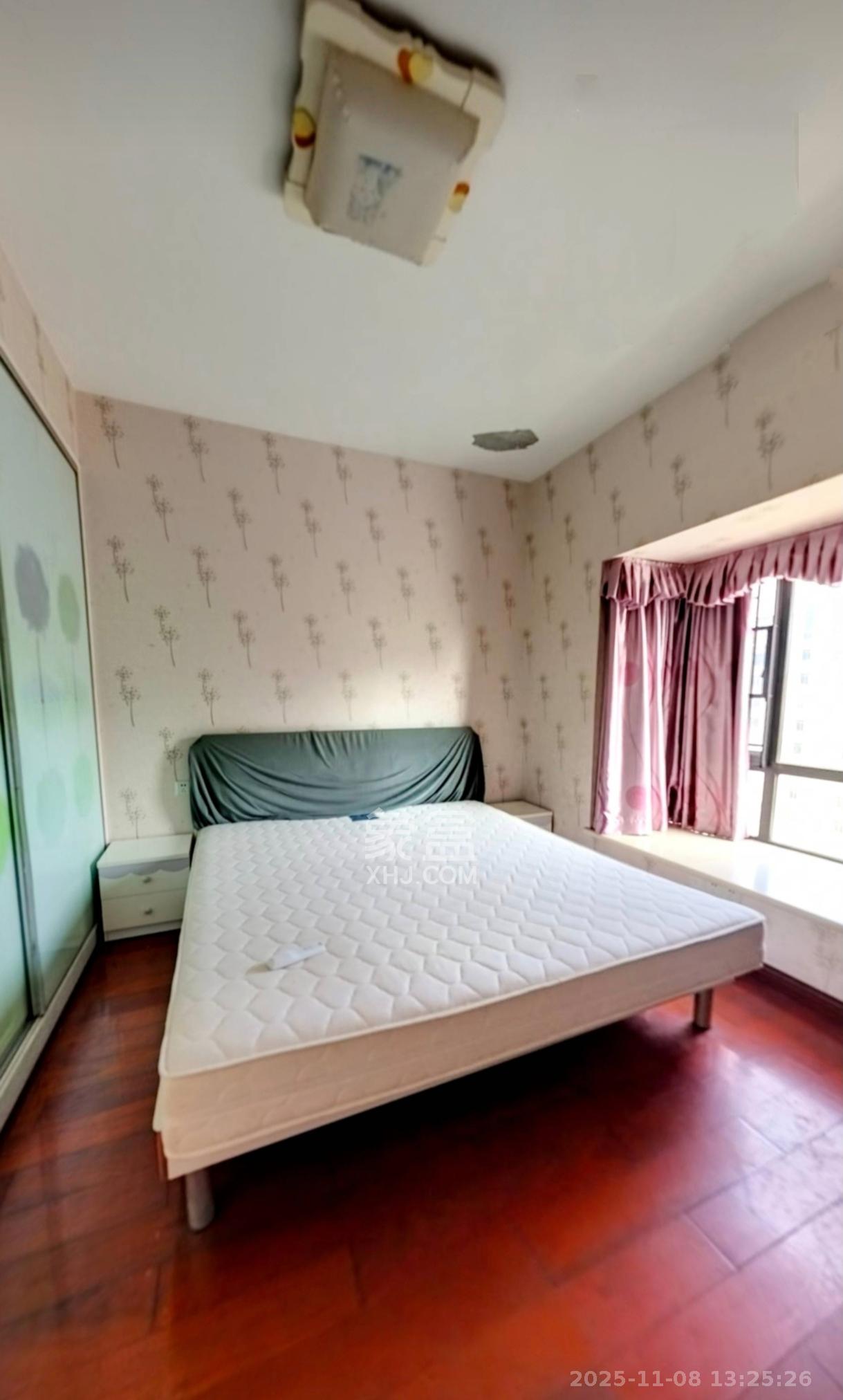 旭辉藏郡(藏郡、旭湘华府) 3室2厅1卫 2400.0元/月 旭辉藏郡(藏郡、旭湘华府) 3室2厅1卫 2400.0元/月室内图