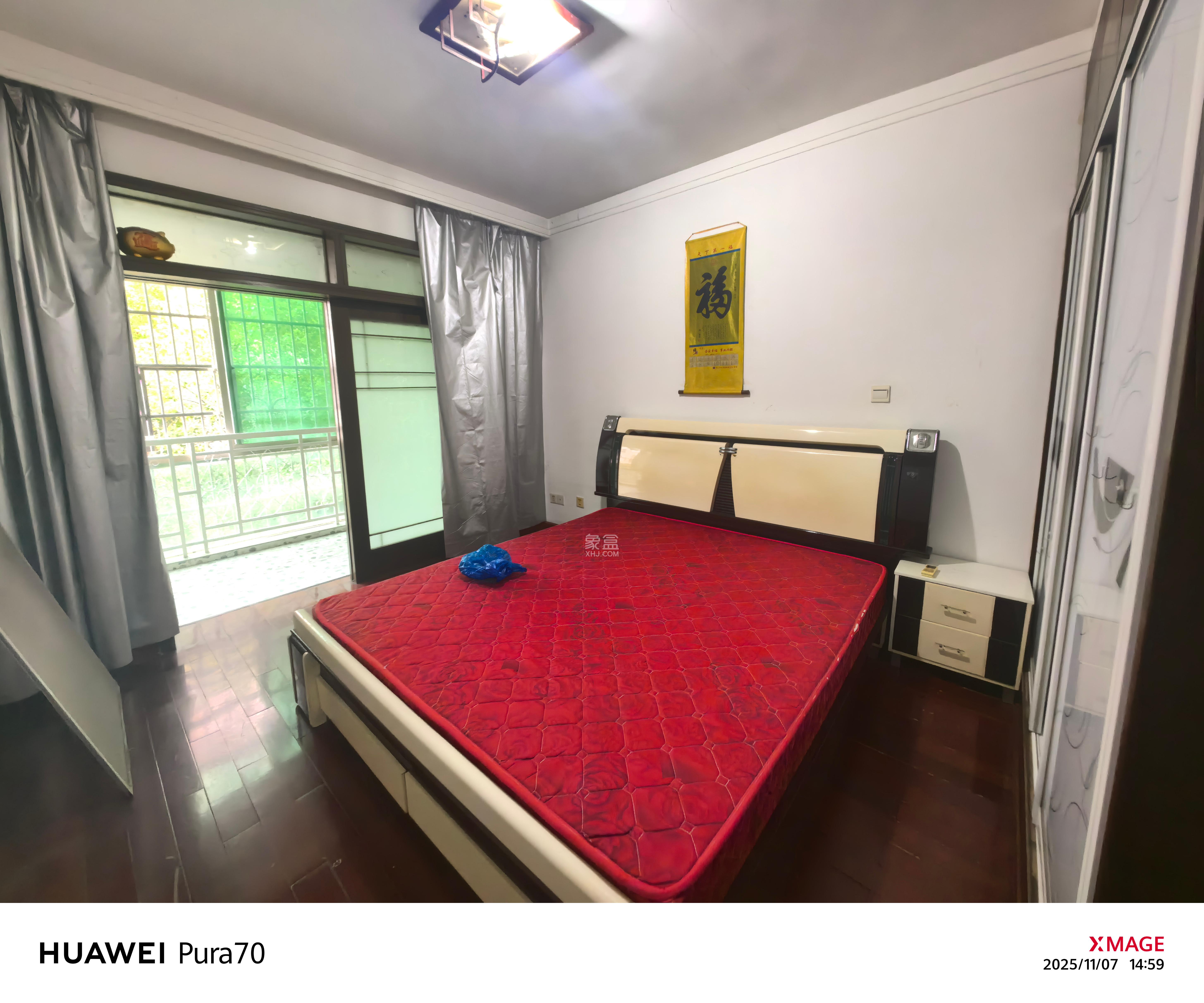 中南汽车世界 2室2厅1卫 1200.0元/月 中南汽车世界 2室2厅1卫 1200.0元/月室内图