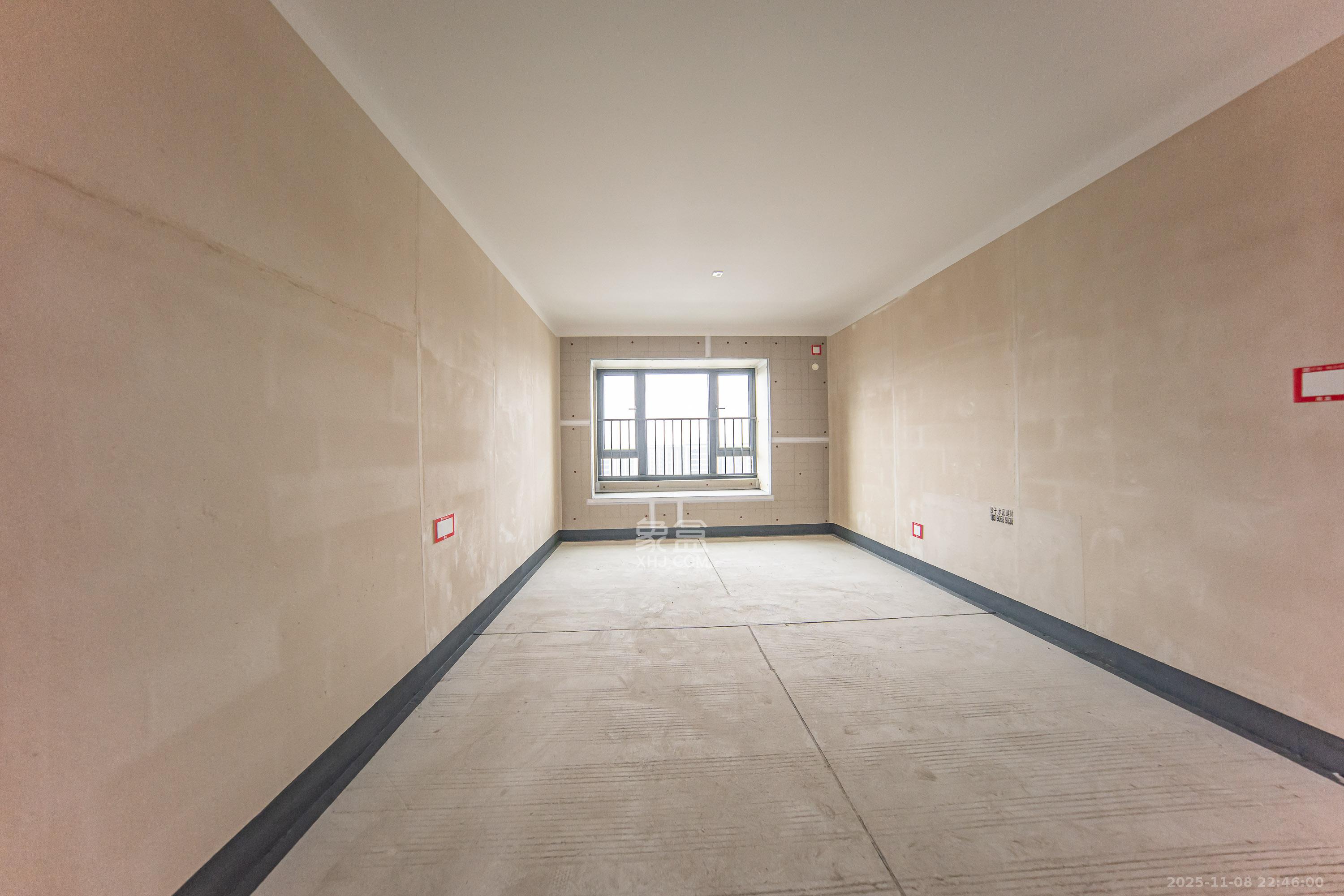 中海阅山府 4室2厅2卫 165.0万 中海阅山府 4室2厅2卫 165.0万卧室