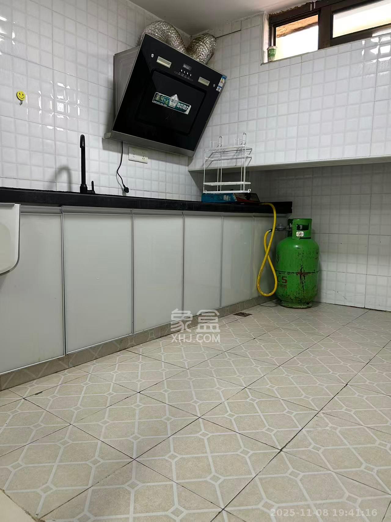 高桥社区高福星小区  2室1厅1卫    1500.0元/月室内图