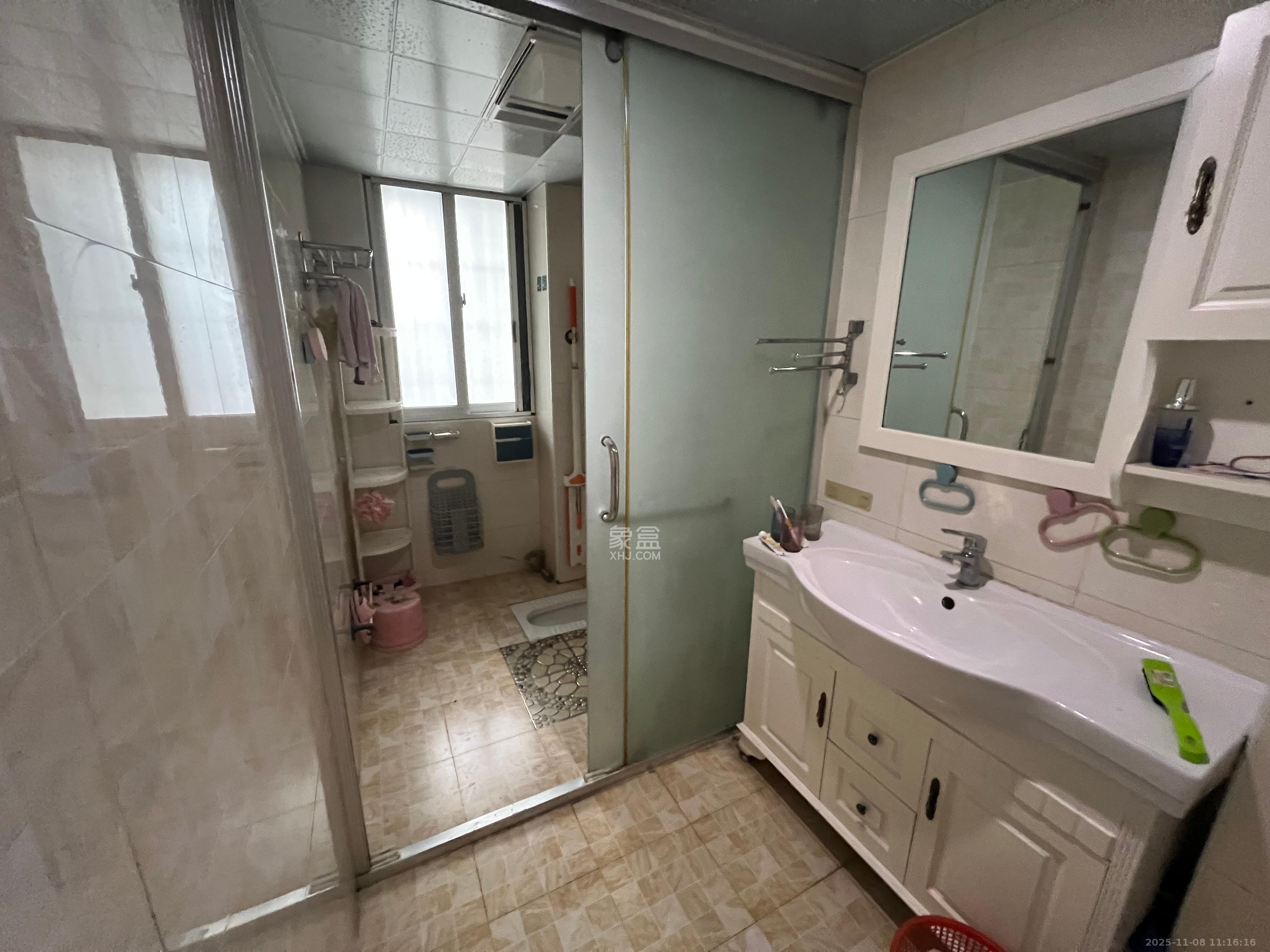 嘉宇盛世华章  3室2厅2卫    3000.0元/月室内图