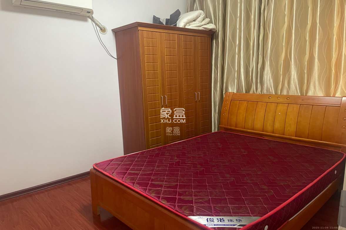 新城新世界一二三期 1室2厅1卫 2300.0元/月 新城新世界一二三期 1室2厅1卫 2300.0元/月室内图