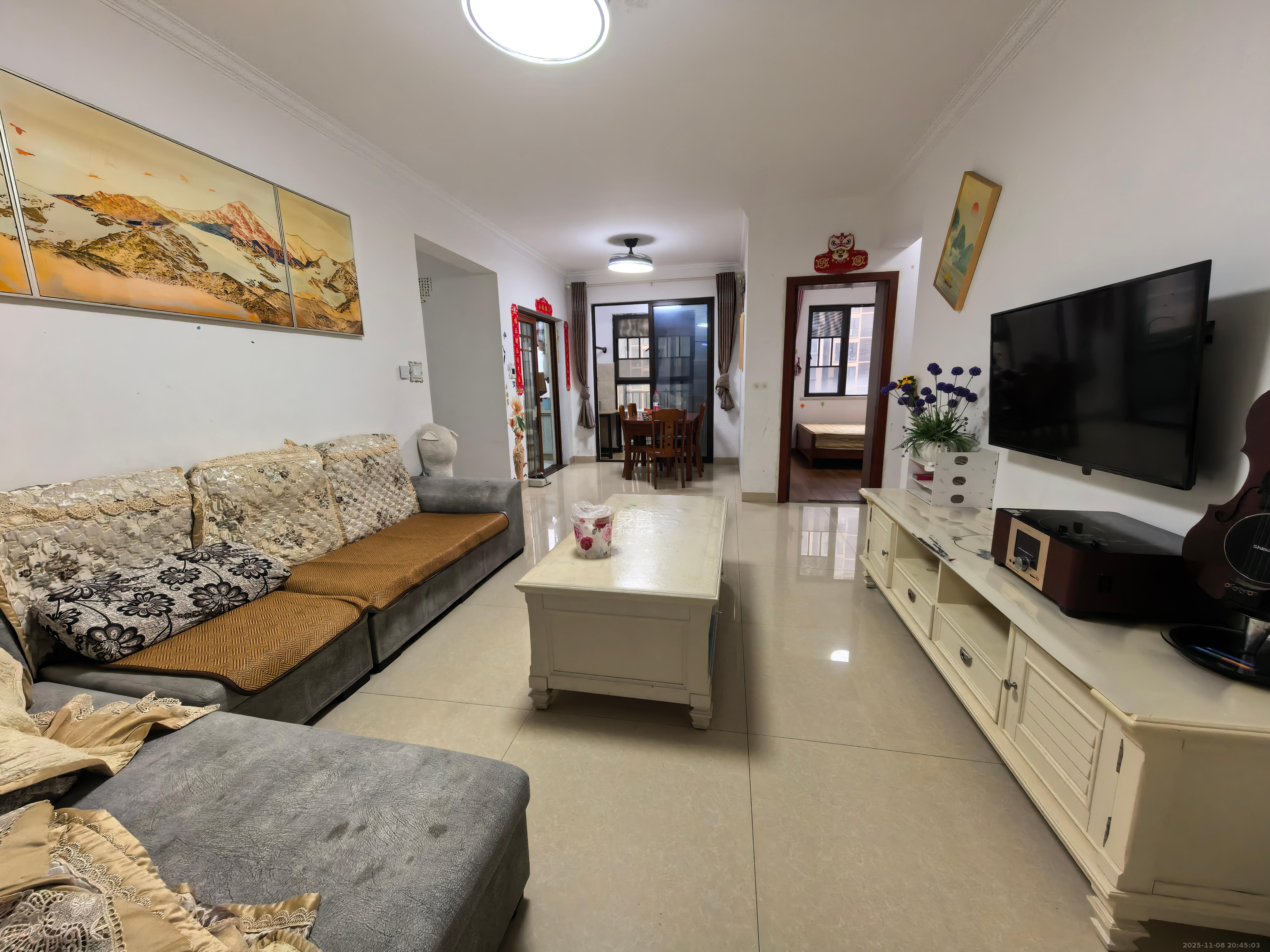 梅溪鑫苑名家  3室2厅2卫    2300.0元/月室内图