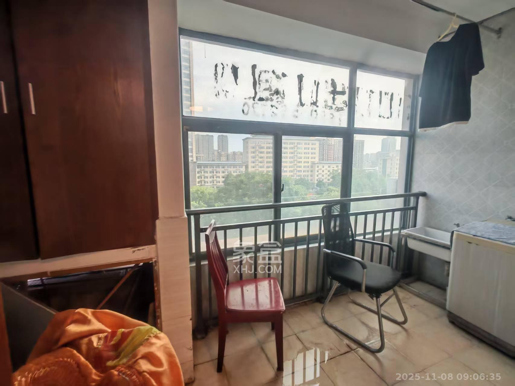 香雨一品  2室2厅2卫    1700.0元/月室内图