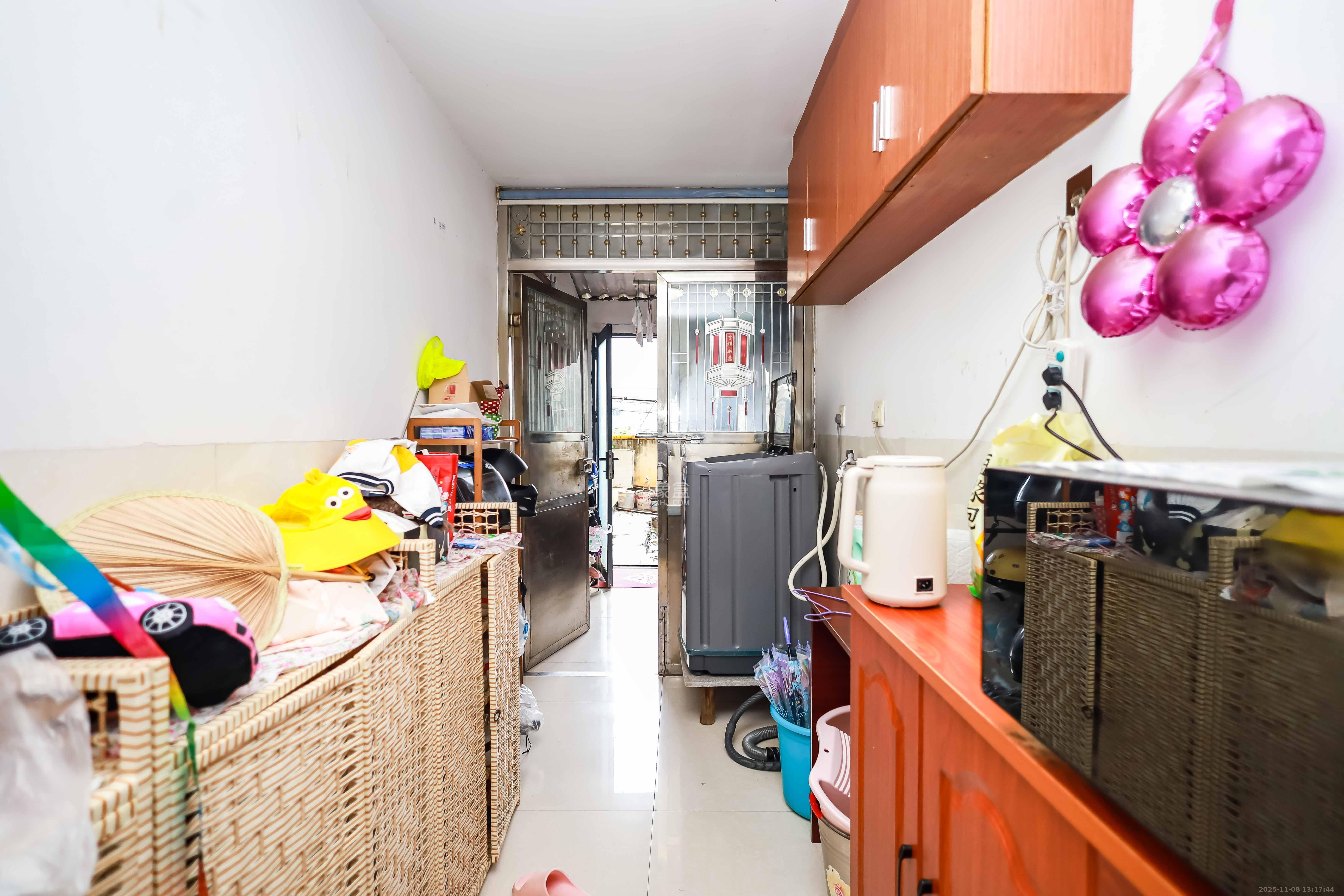 金科东方大院三四期  2室1厅1卫    58.0万其他