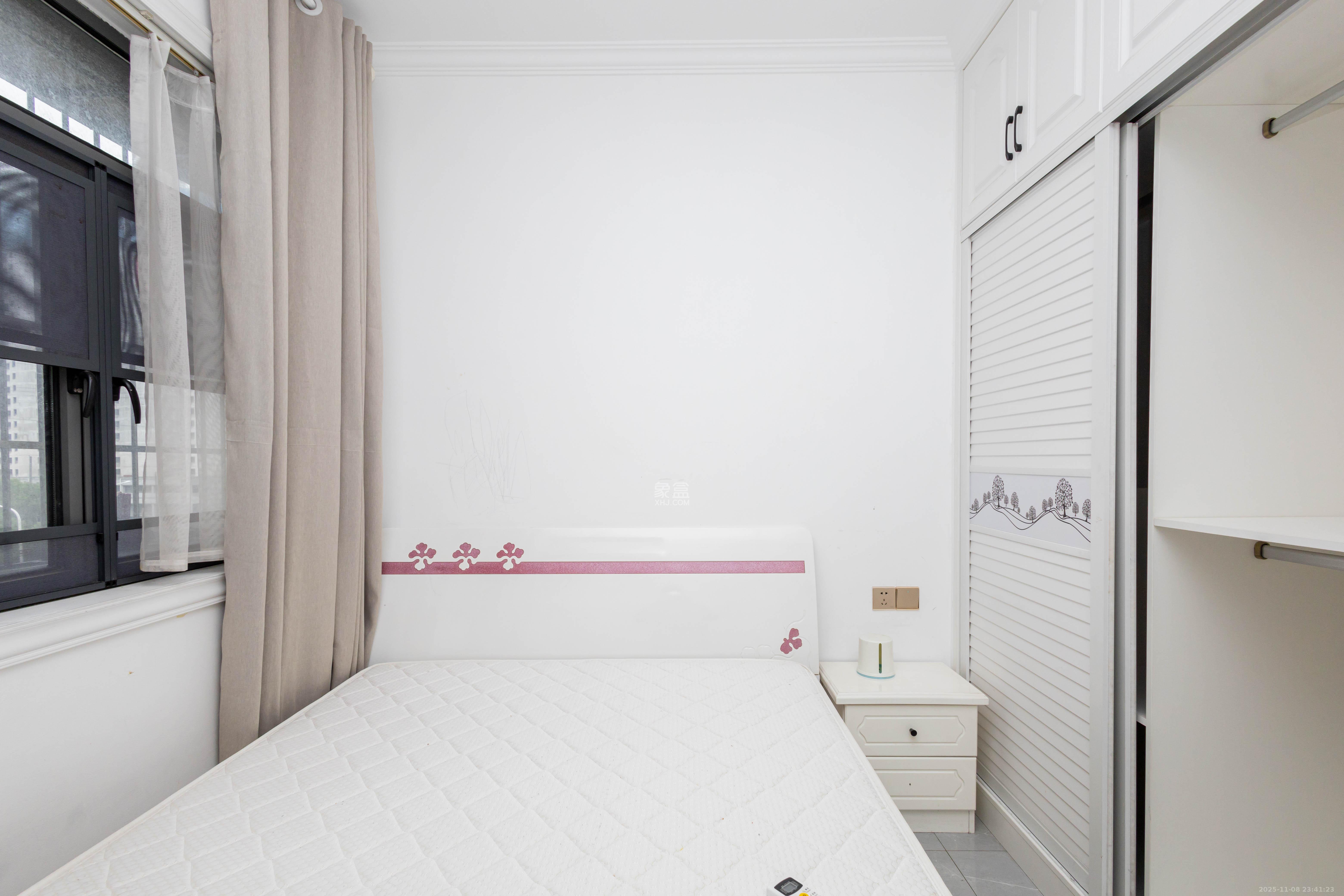 中交中央公园D4区  3室1厅1卫    91.0万卧室