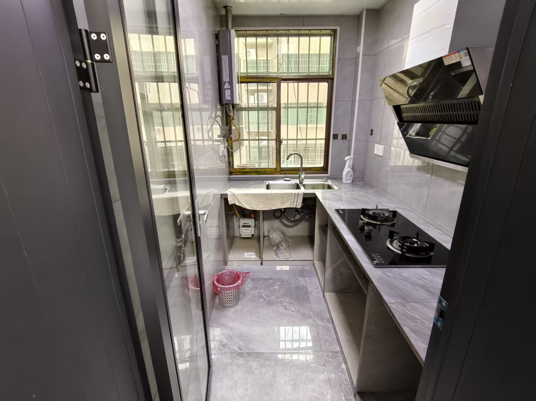 立新长湖安置区(水映豪廷安置房) 1室0厅0卫 900.0元/月 立新长湖安置区(水映豪廷安置房) 1室0厅0卫 900.0元/月室内图