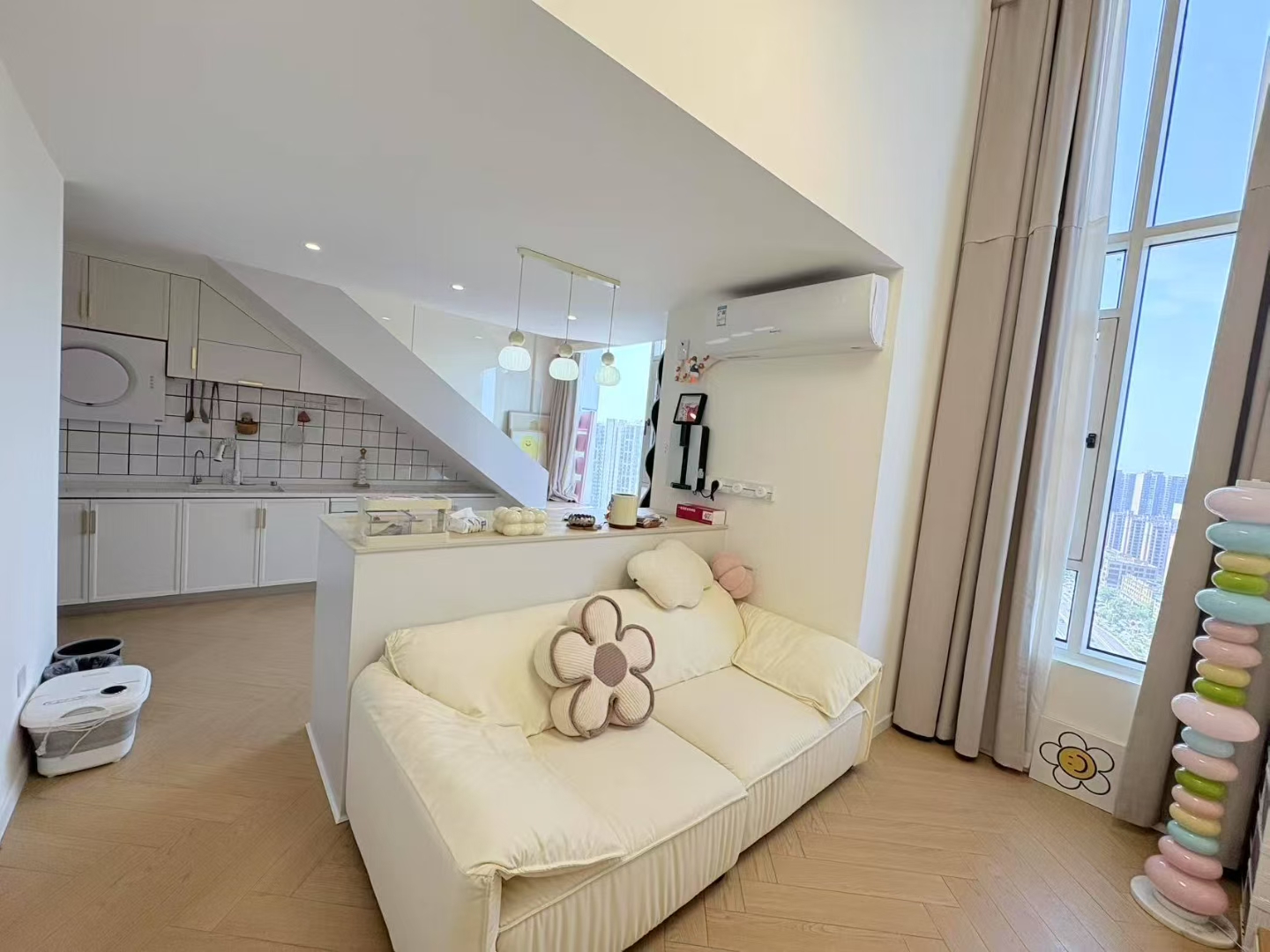 万恒公馆  1室0厅0卫    2500.0元/月室内图