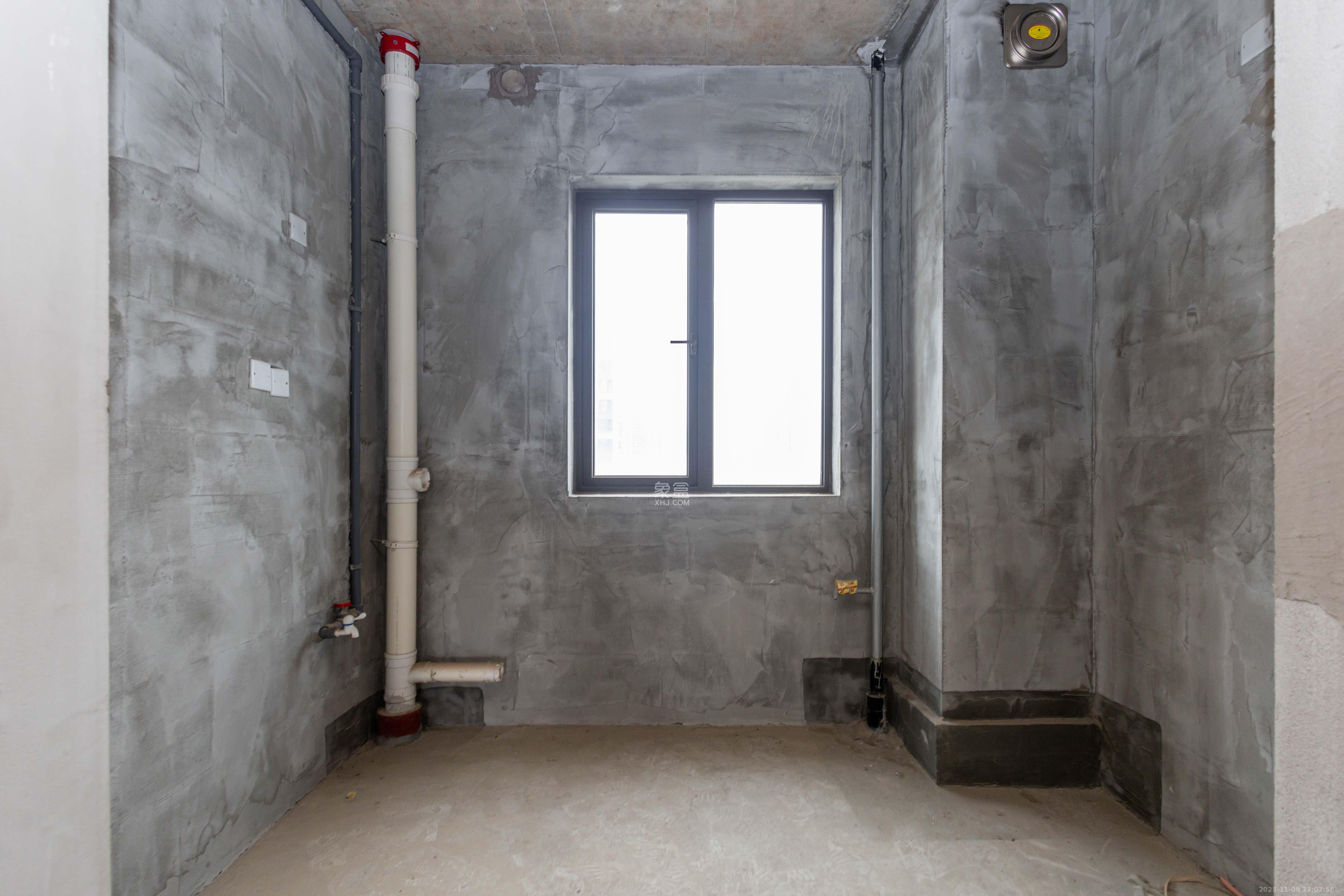 龙湖碧桂园天宸原著  4室2厅2卫    160.0万厨房