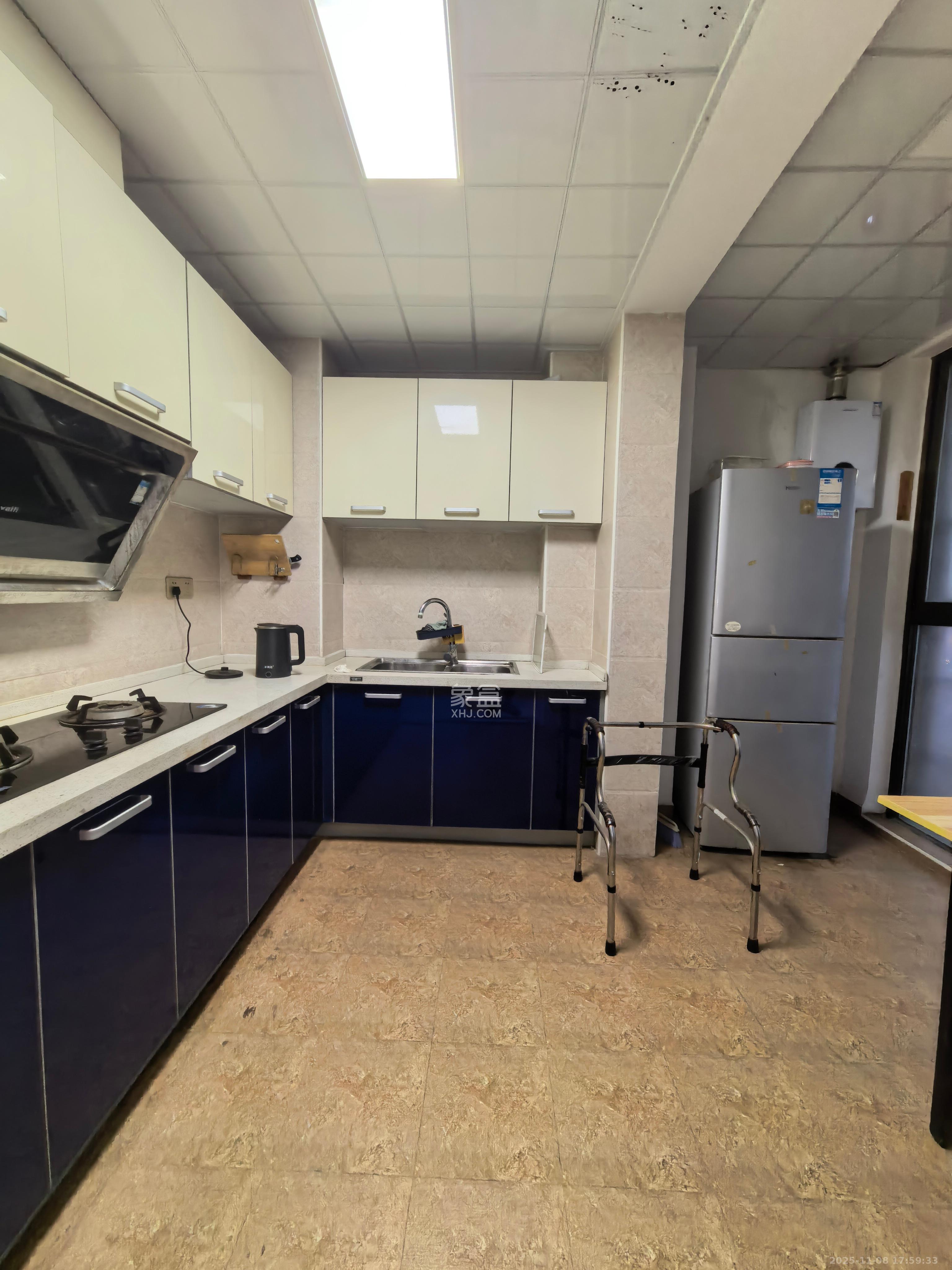 四方水岸(世方水岸)  2室2厅1卫    2300.0元/月室内图