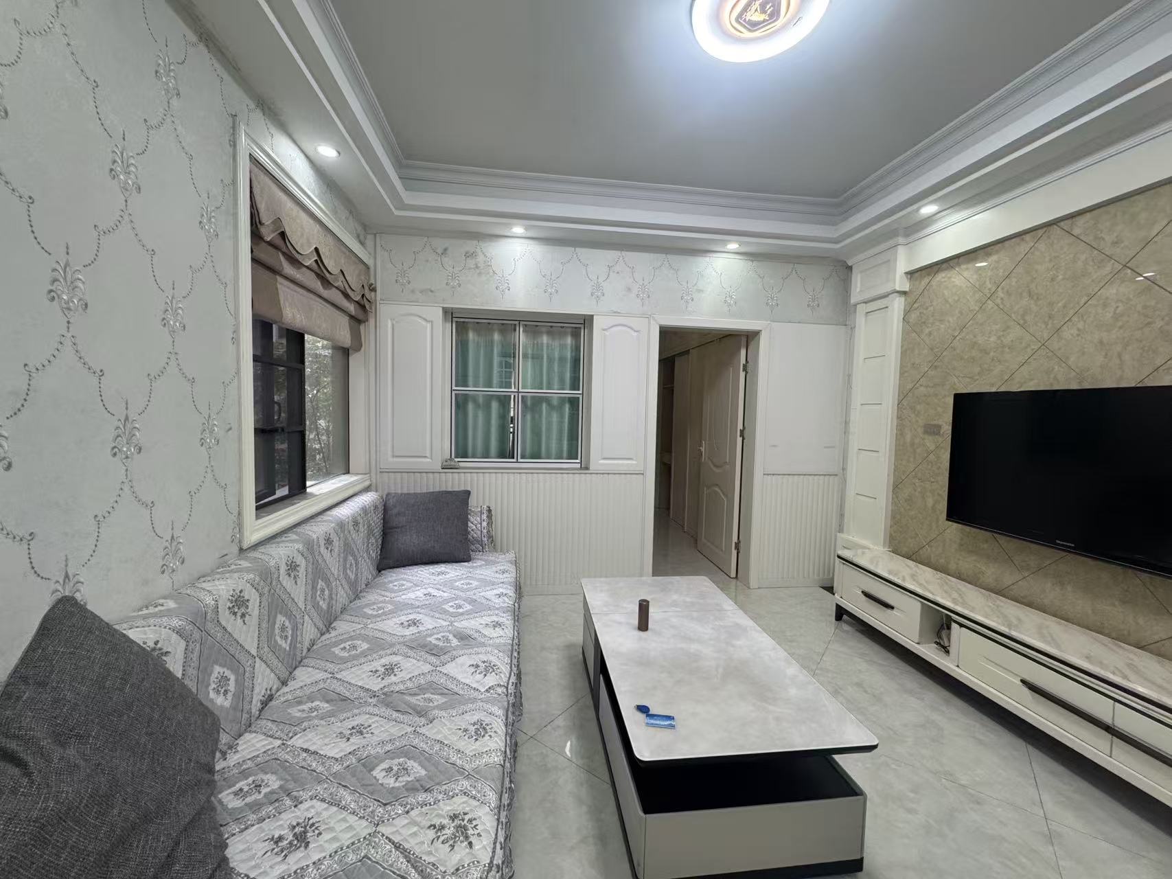 梓山湖公馆 1室1厅1卫 1400.0元/月 梓山湖公馆 1室1厅1卫 1400.0元/月室内图