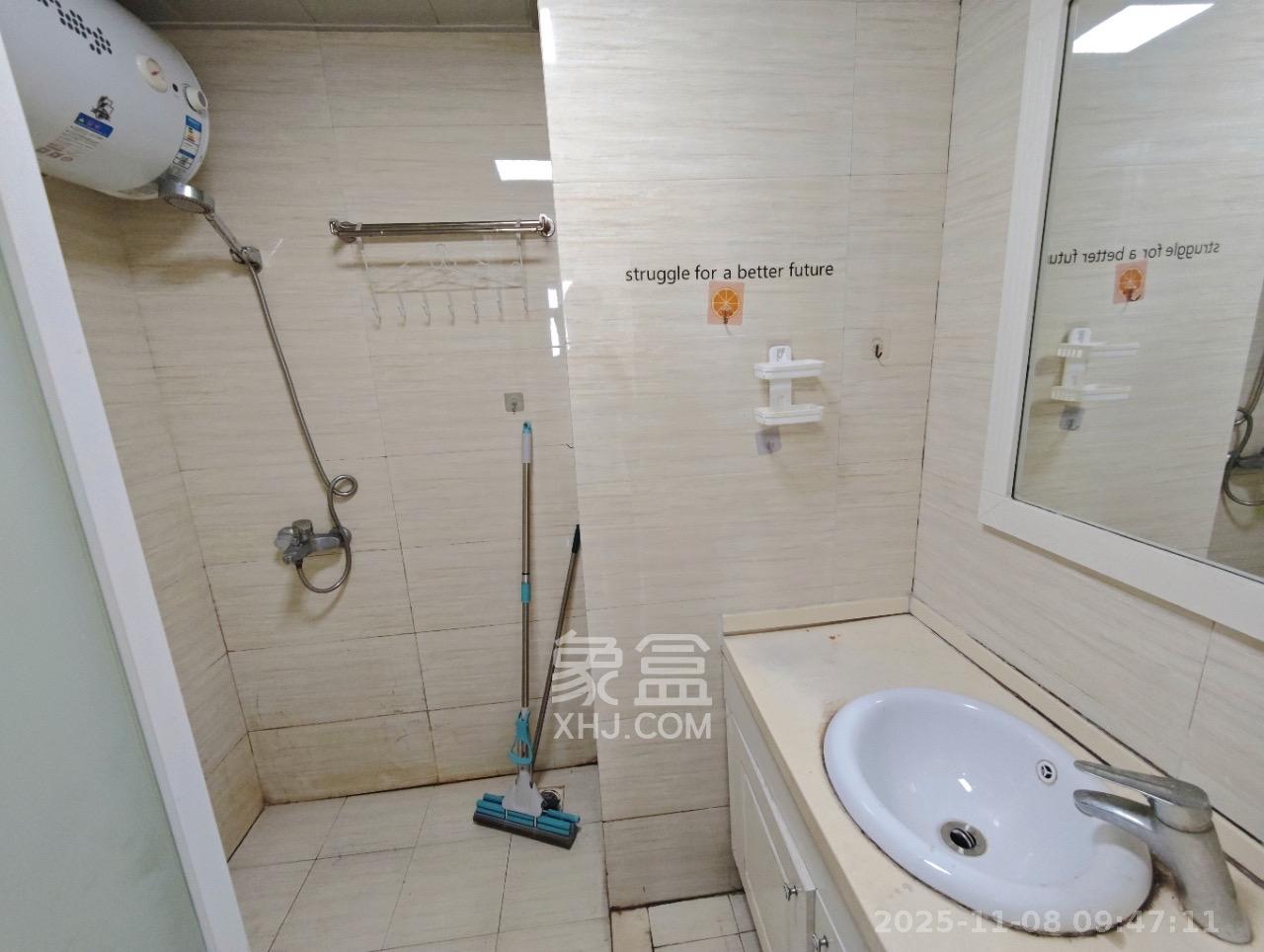 中建木莲工社 1室1厅1卫 1900.0元/月 中建木莲工社 1室1厅1卫 1900.0元/月室内图