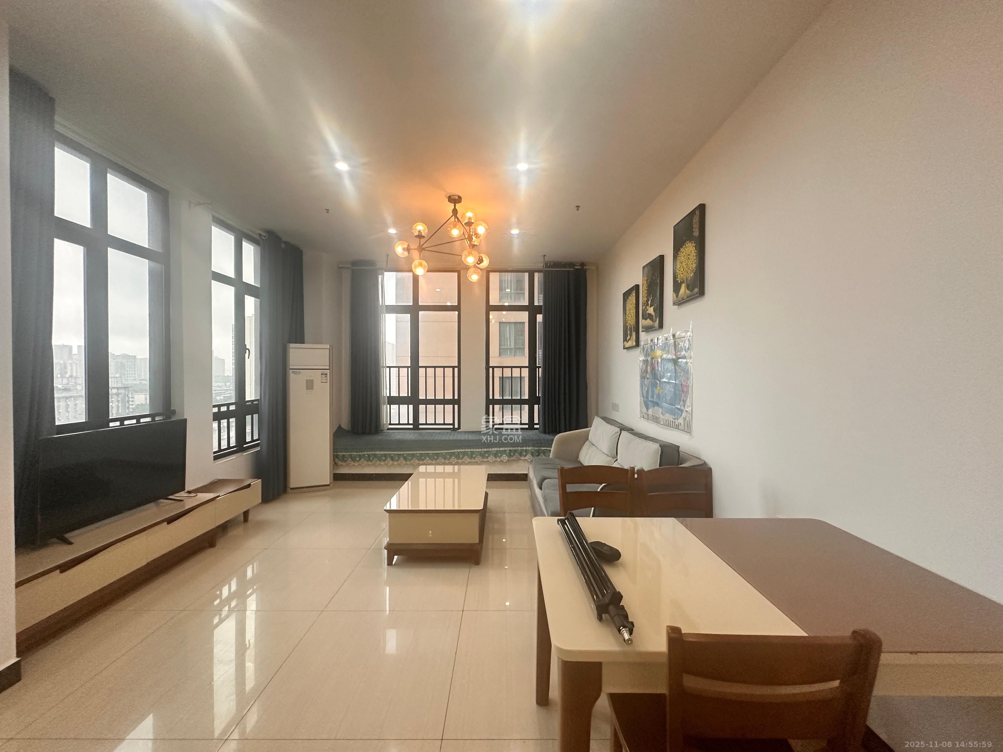 荣悦台 1室1厅1卫 2300.0元/月 荣悦台 1室1厅1卫 2300.0元/月室内图