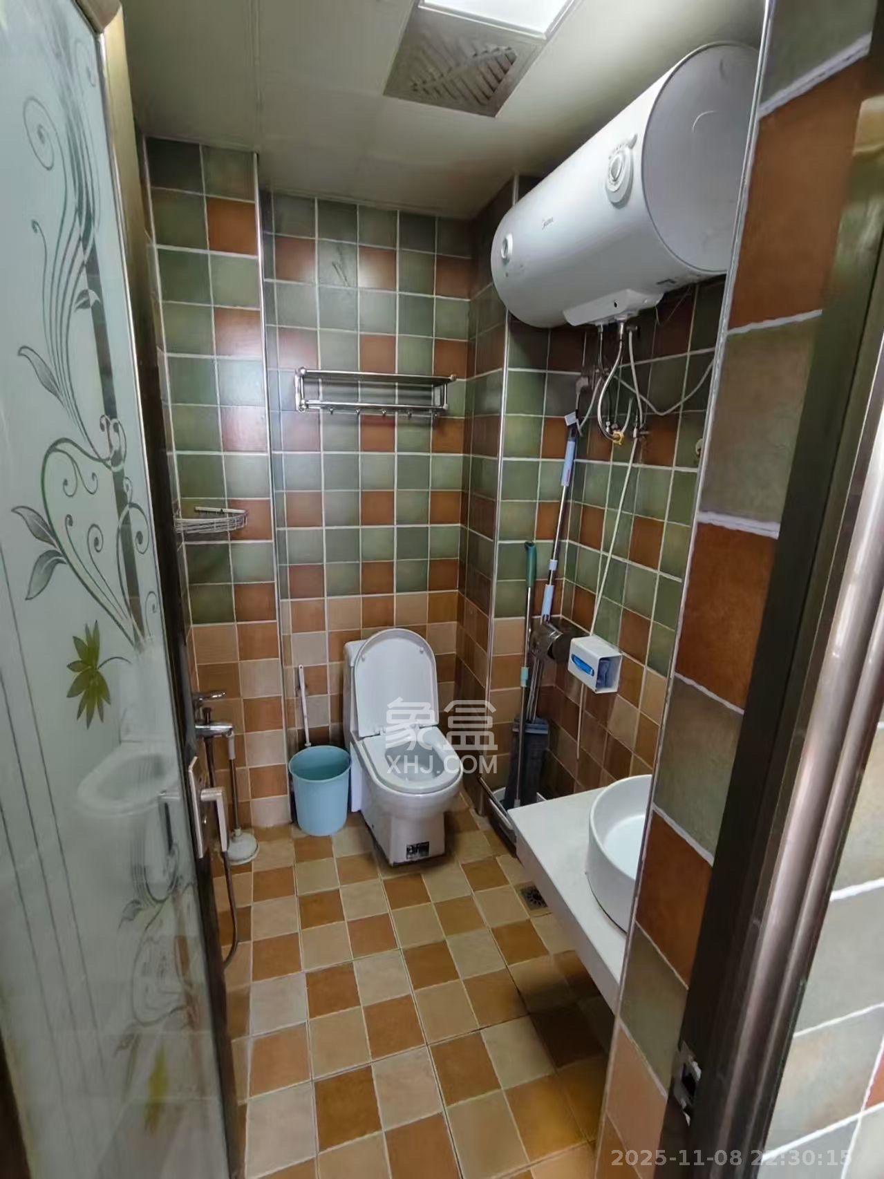 金鼎公园尚  1室1厅1卫    1200.0元/月室内图