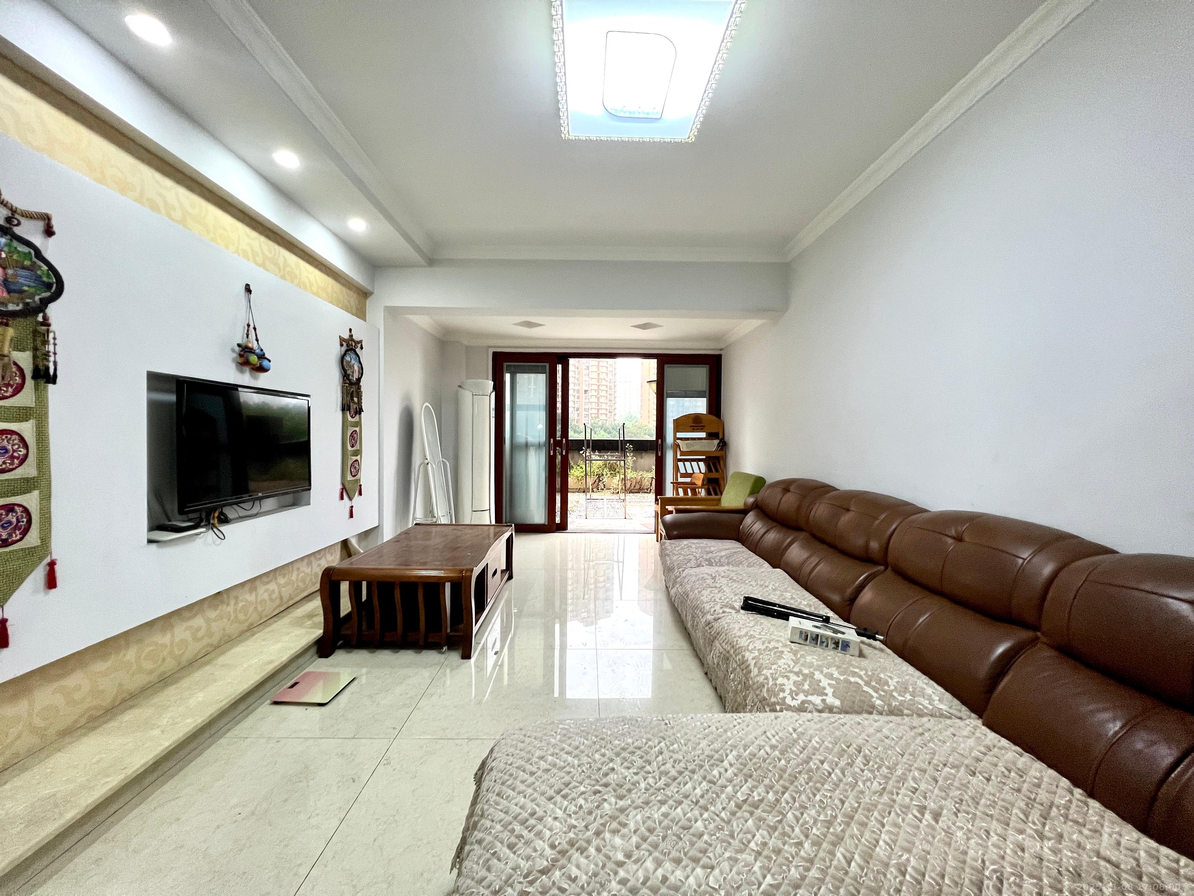 香樟兰亭（朗峰苑）  3室2厅1卫    2800.0元/月