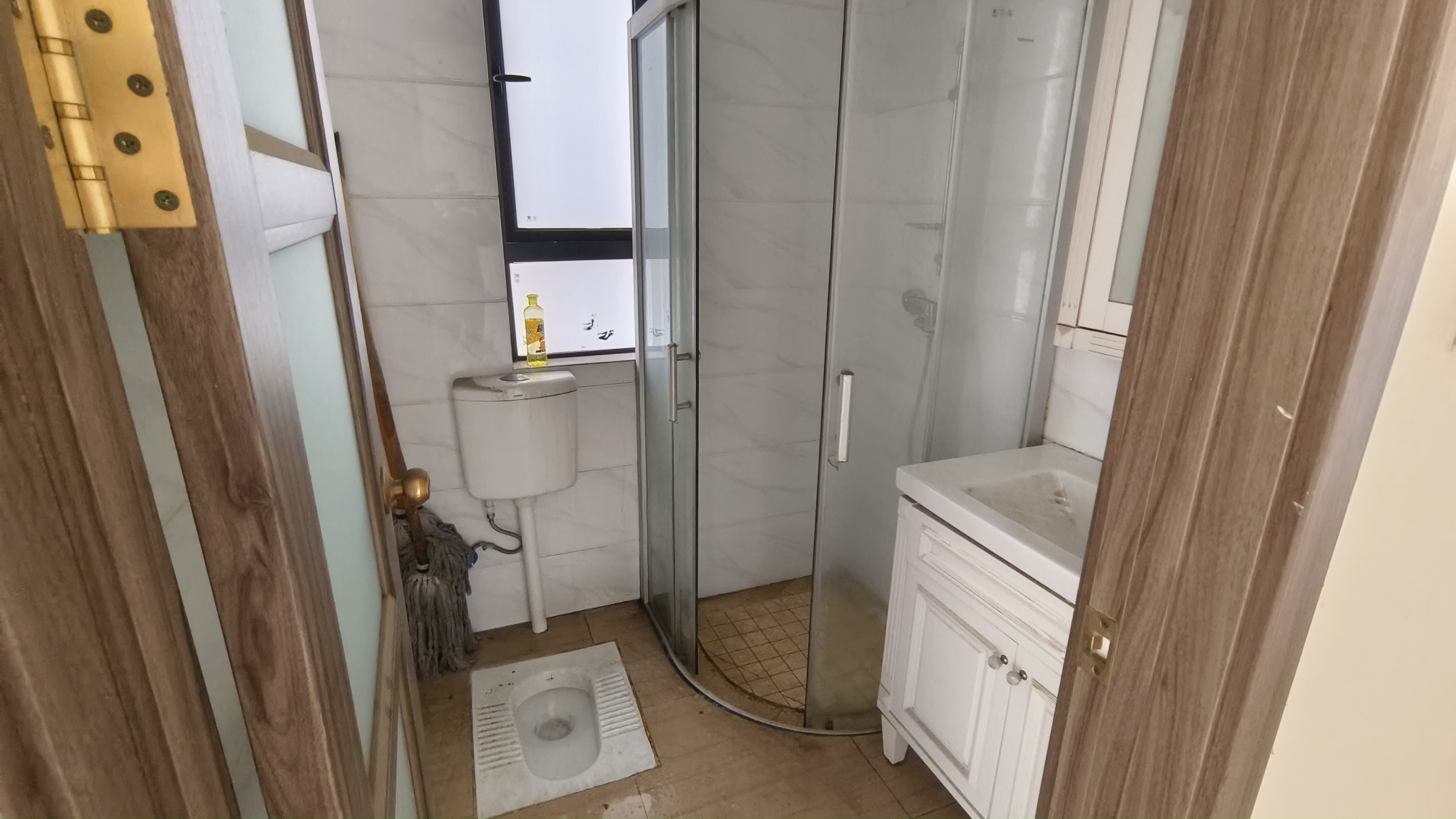 碧桂园梓山府  4室2厅1卫    82.0万室内图