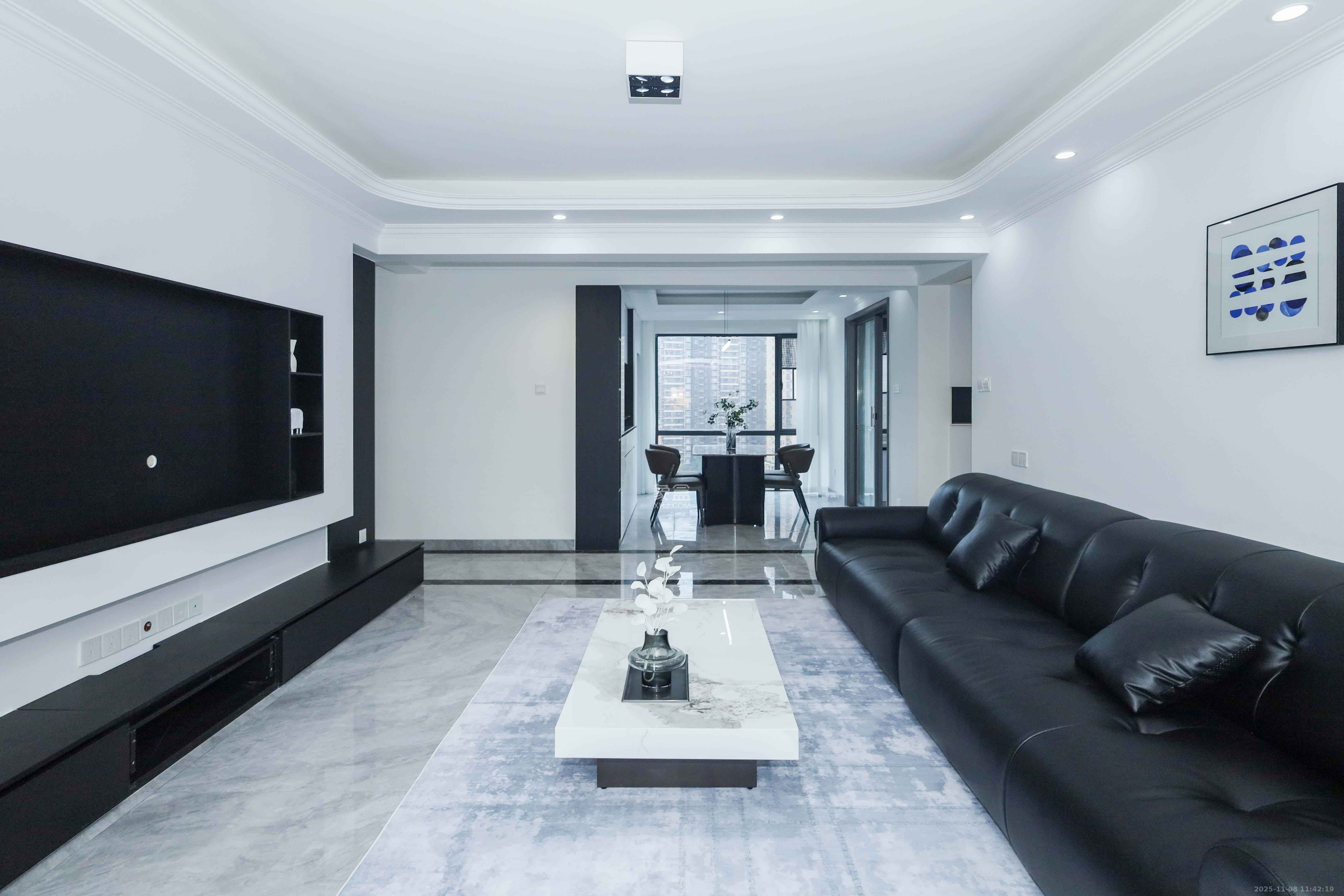 骑龙大街（骑龙苑）  3室2厅2卫    95.8万客厅