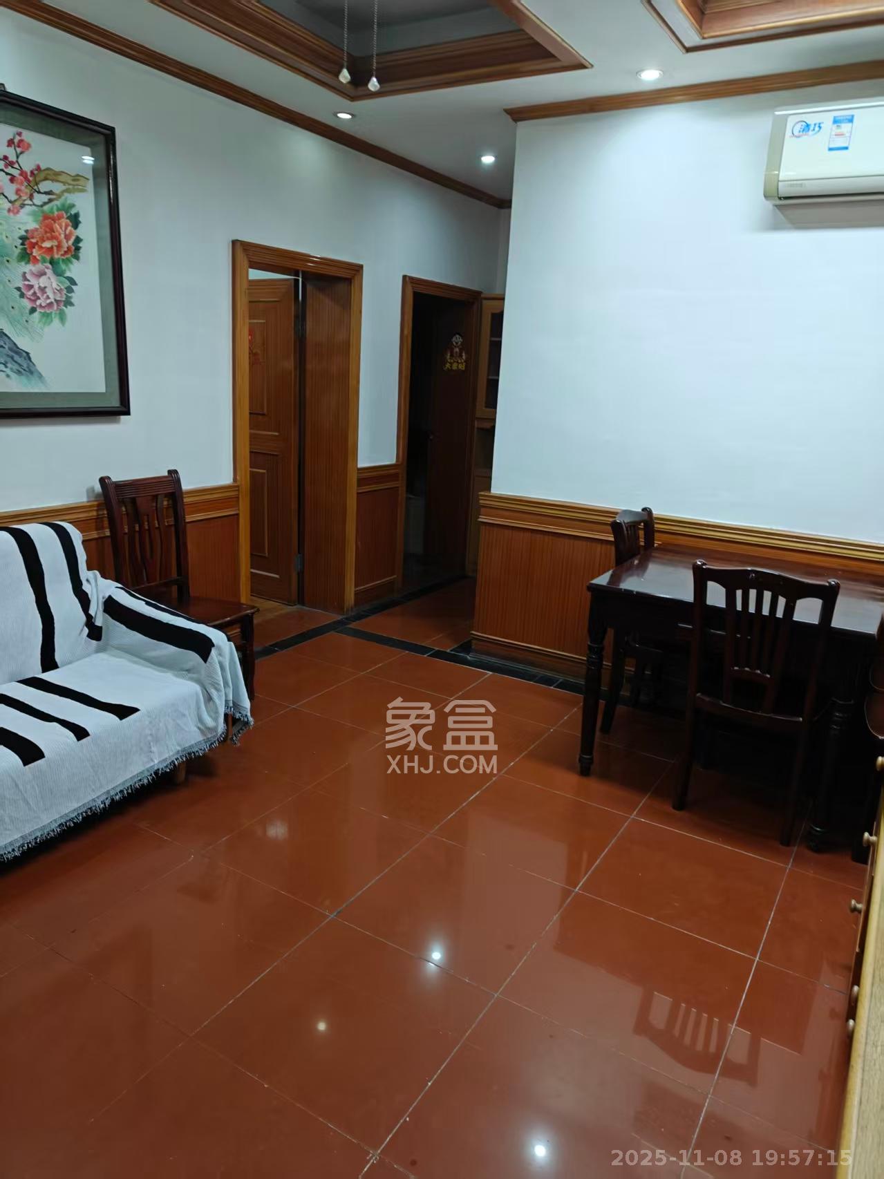 赤岗小区(一二三片) 1室0厅0卫 1400.0元/月 赤岗小区(一二三片) 1室0厅0卫 1400.0元/月室内图