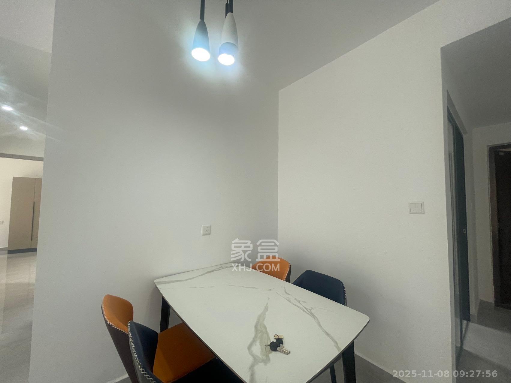 保利香槟国际 3室2厅1卫 2300.0元/月 保利香槟国际 3室2厅1卫 2300.0元/月室内图