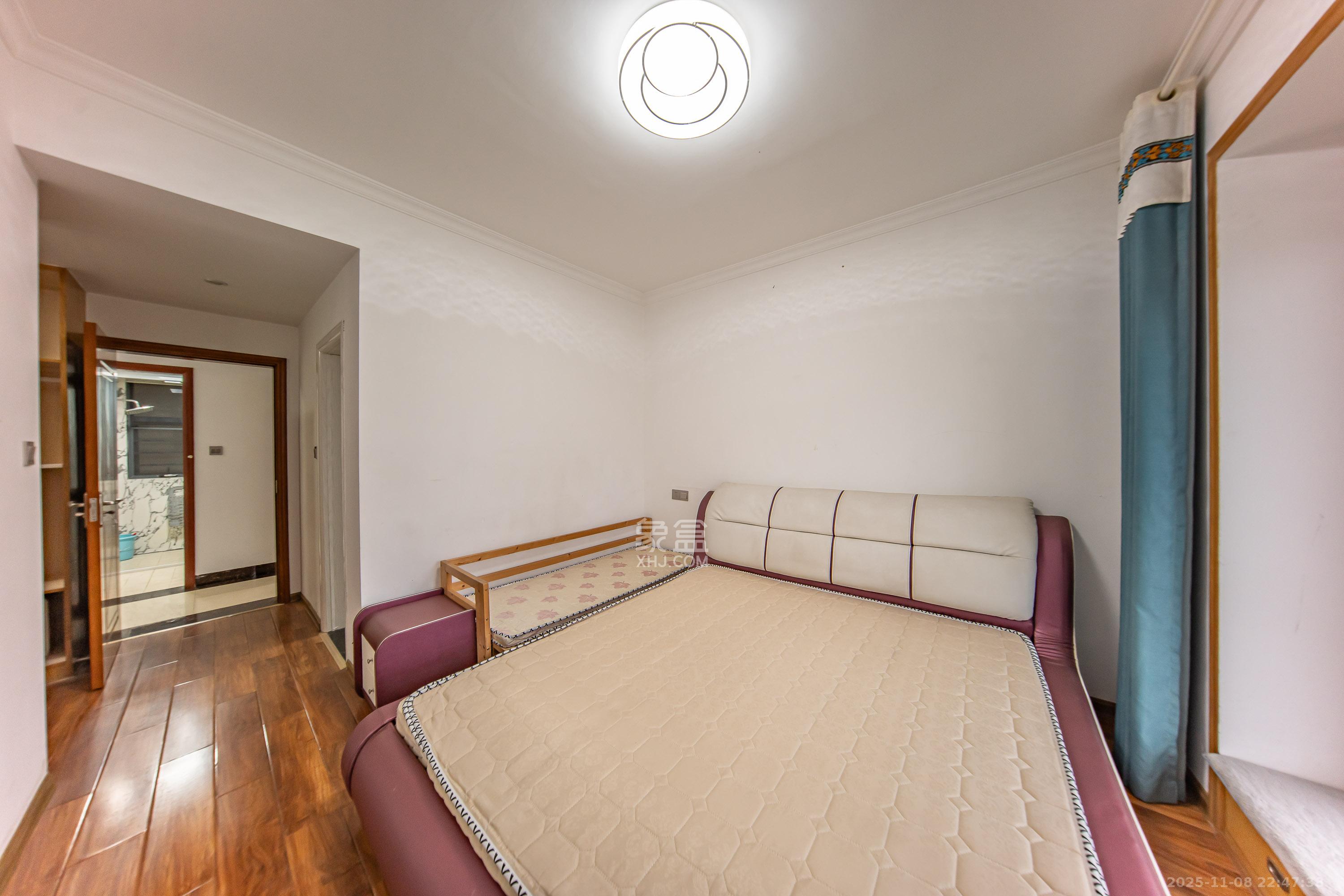 兰亭湾畔 3室2厅2卫 100.0万 兰亭湾畔 3室2厅2卫 100.0万卧室