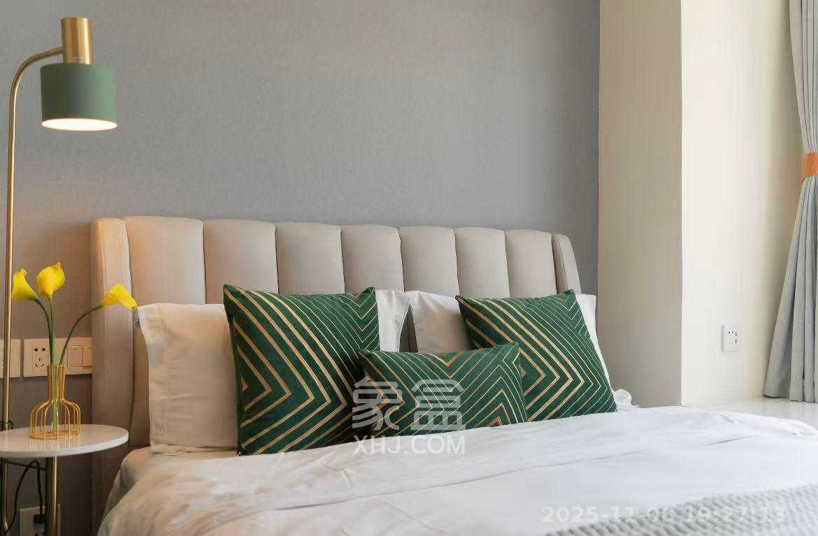 卓越浅水湾  1室1厅1卫    1500.0元/月室内图