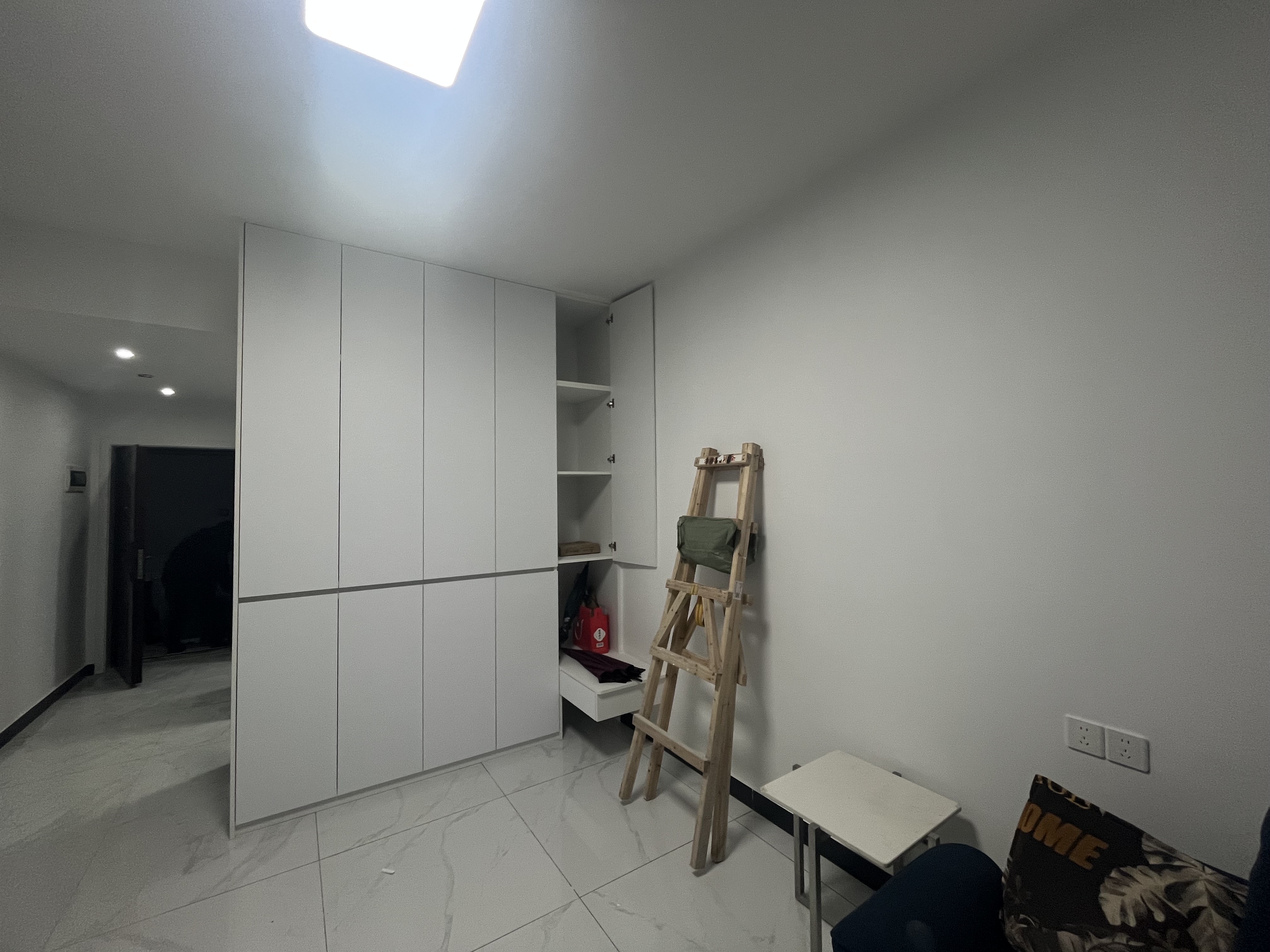 湘运大厦  1室1厅1卫    1100.0元/月室内图