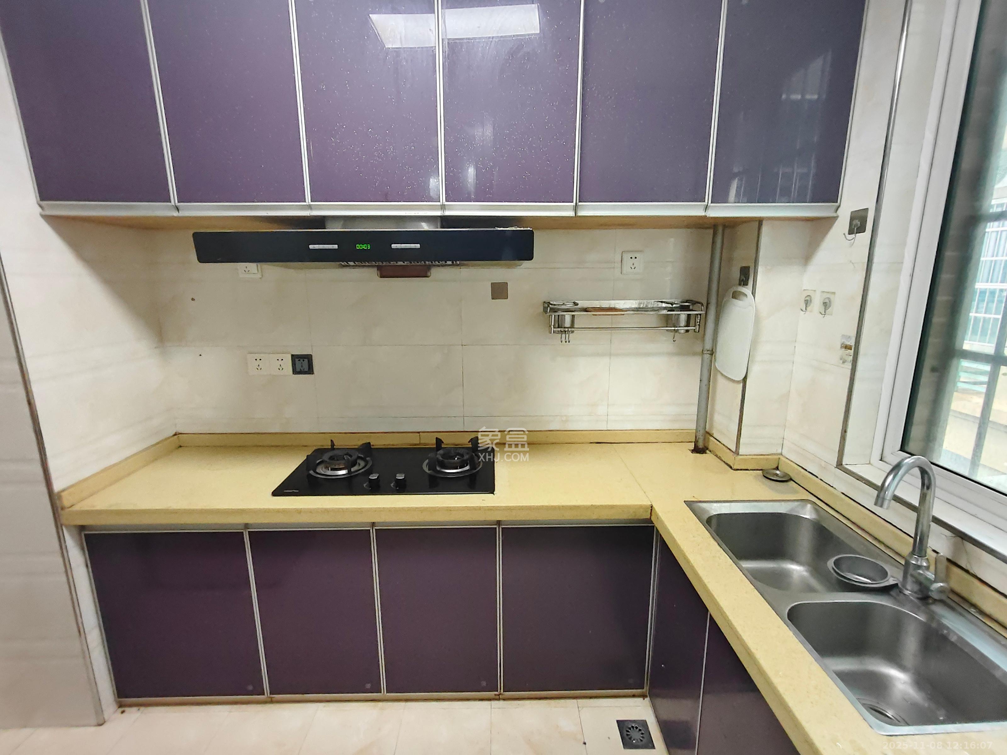 博雅湘水湾  2室2厅1卫    1600.0元/月室内图