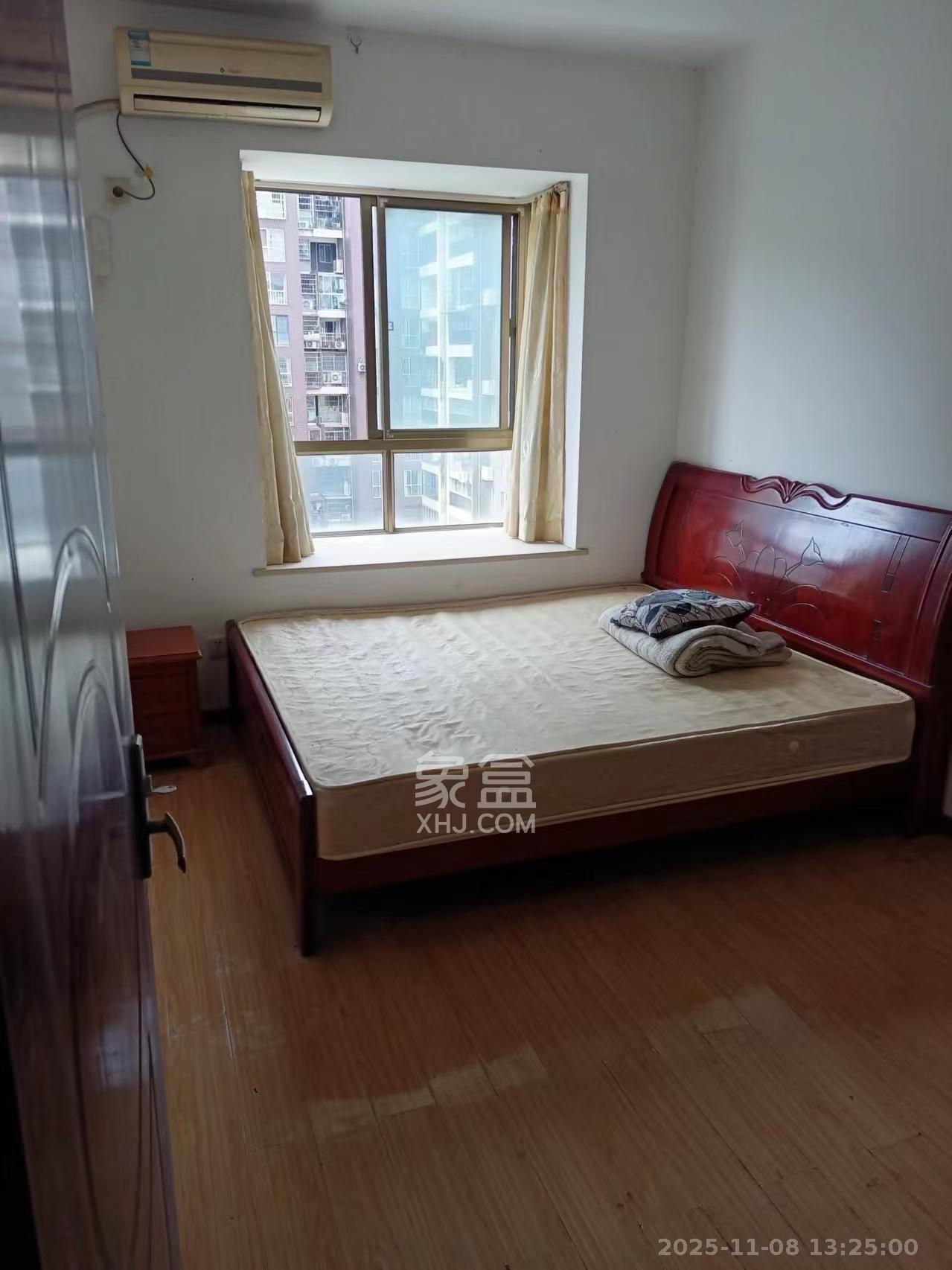 中天瑞景  3室2厅1卫    3500.0元/月室内图