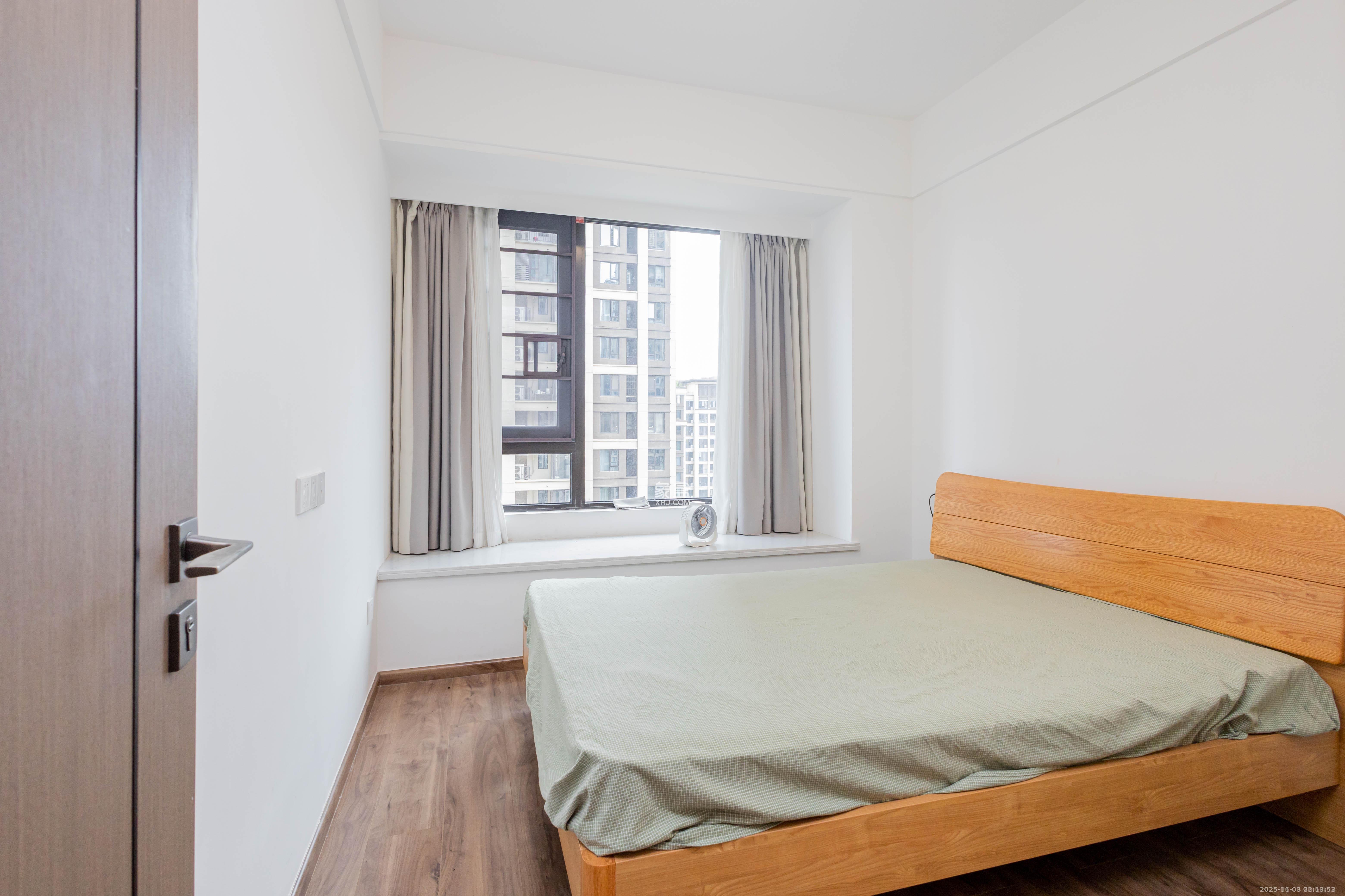 金茂建发观悦 3室2厅2卫 3500.0元/月 金茂建发观悦 3室2厅2卫 3500.0元/月室内图