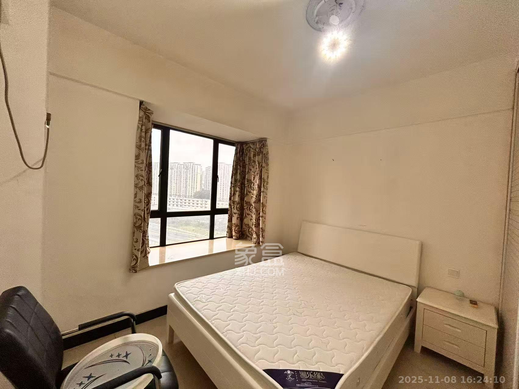 兴威帕克水岸 1室1厅1卫 1300.0元/月 兴威帕克水岸 1室1厅1卫 1300.0元/月室内图