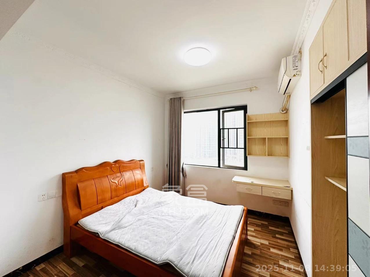 中南红领邦（红星嘉和苑）  3室1厅1卫    2200.0元/月室内图