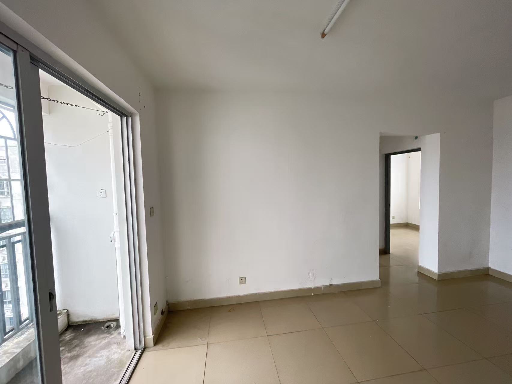 水岸阳光A小区  2室2厅1卫    66.0万室内图