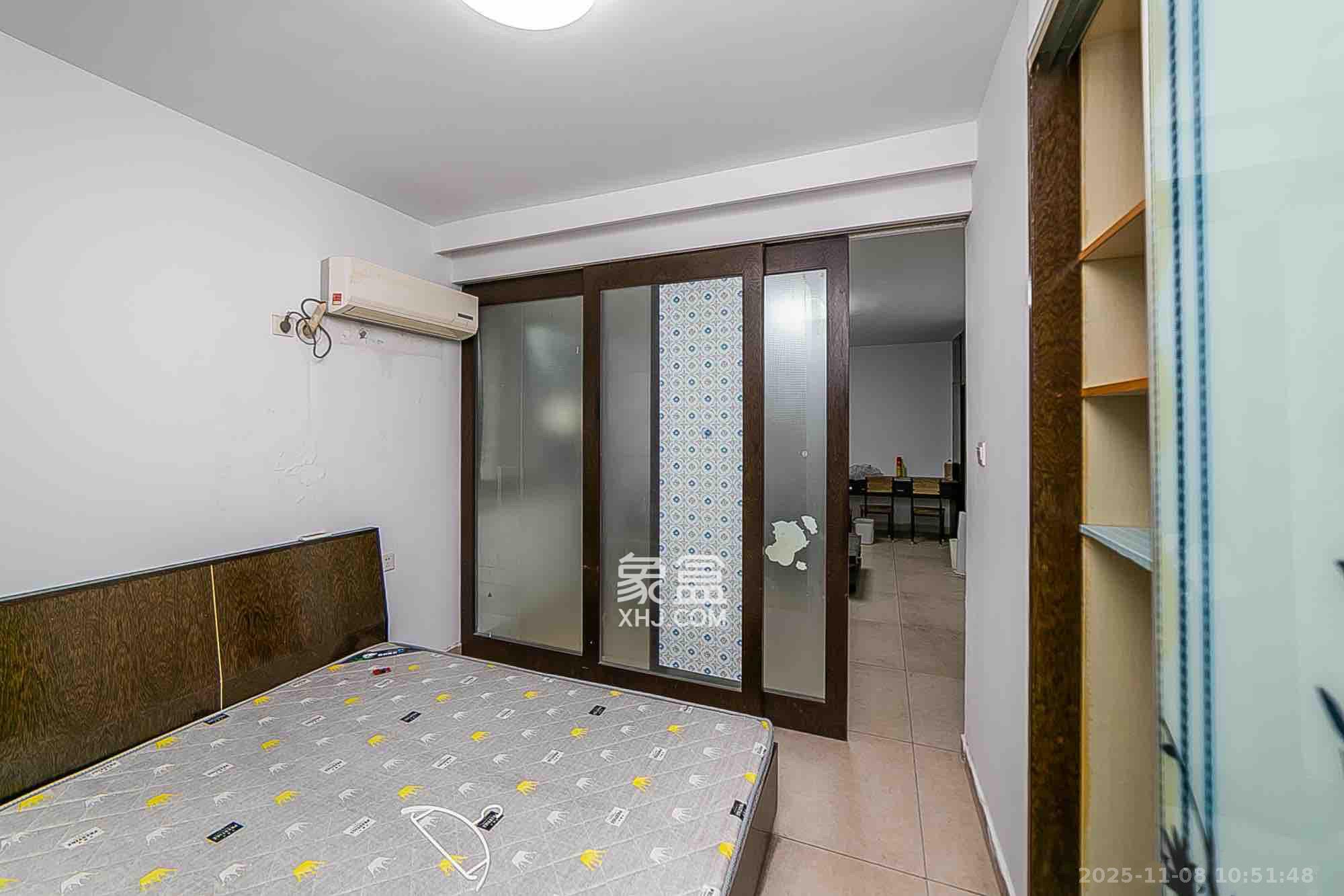 巧克力空间(建鸿达现代大厦) 2室1厅1卫 1600.0元/月 巧克力空间(建鸿达现代大厦) 2室1厅1卫 1600.0元/月室内图