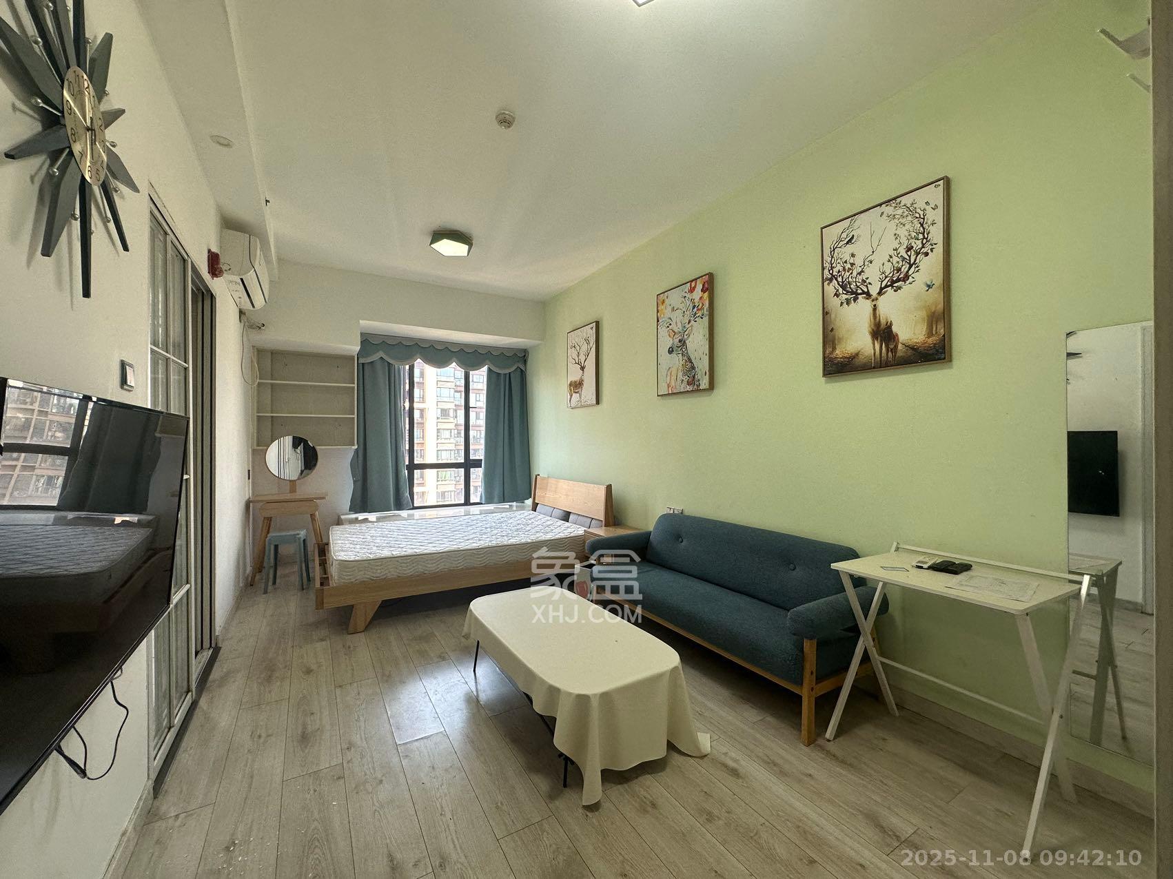 荣悦台  1室1厅1卫    1800.0元/月室内图1