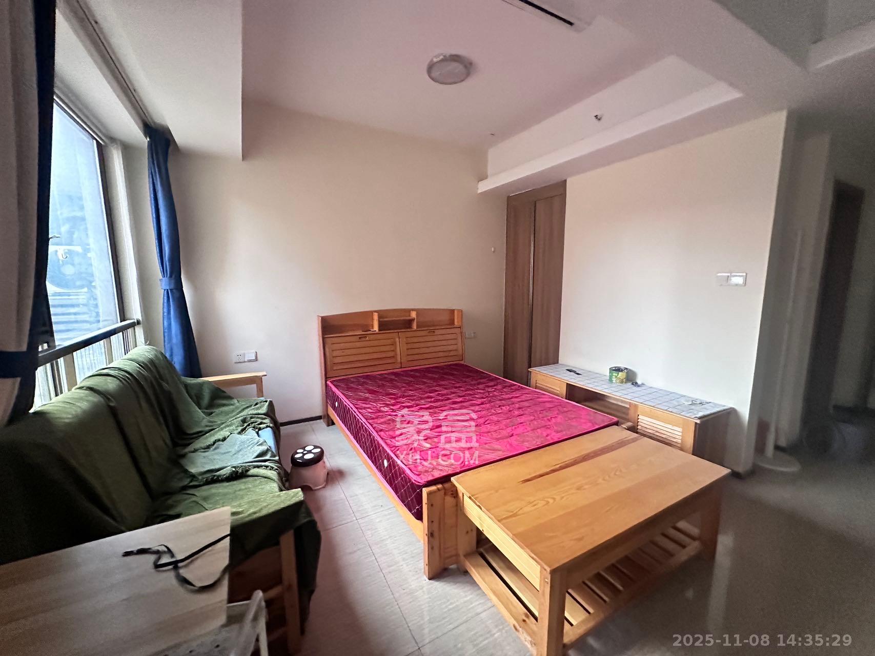 奥林匹克花园贡院三期  1室1厅1卫    1200.0元/月室内图